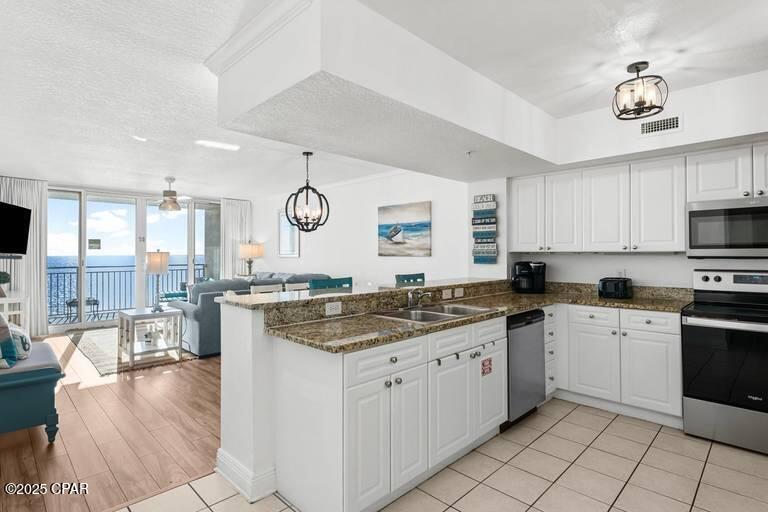 6d_m9zbgfm32ruxb1hombsugefol1yxbj3rxftvyjio