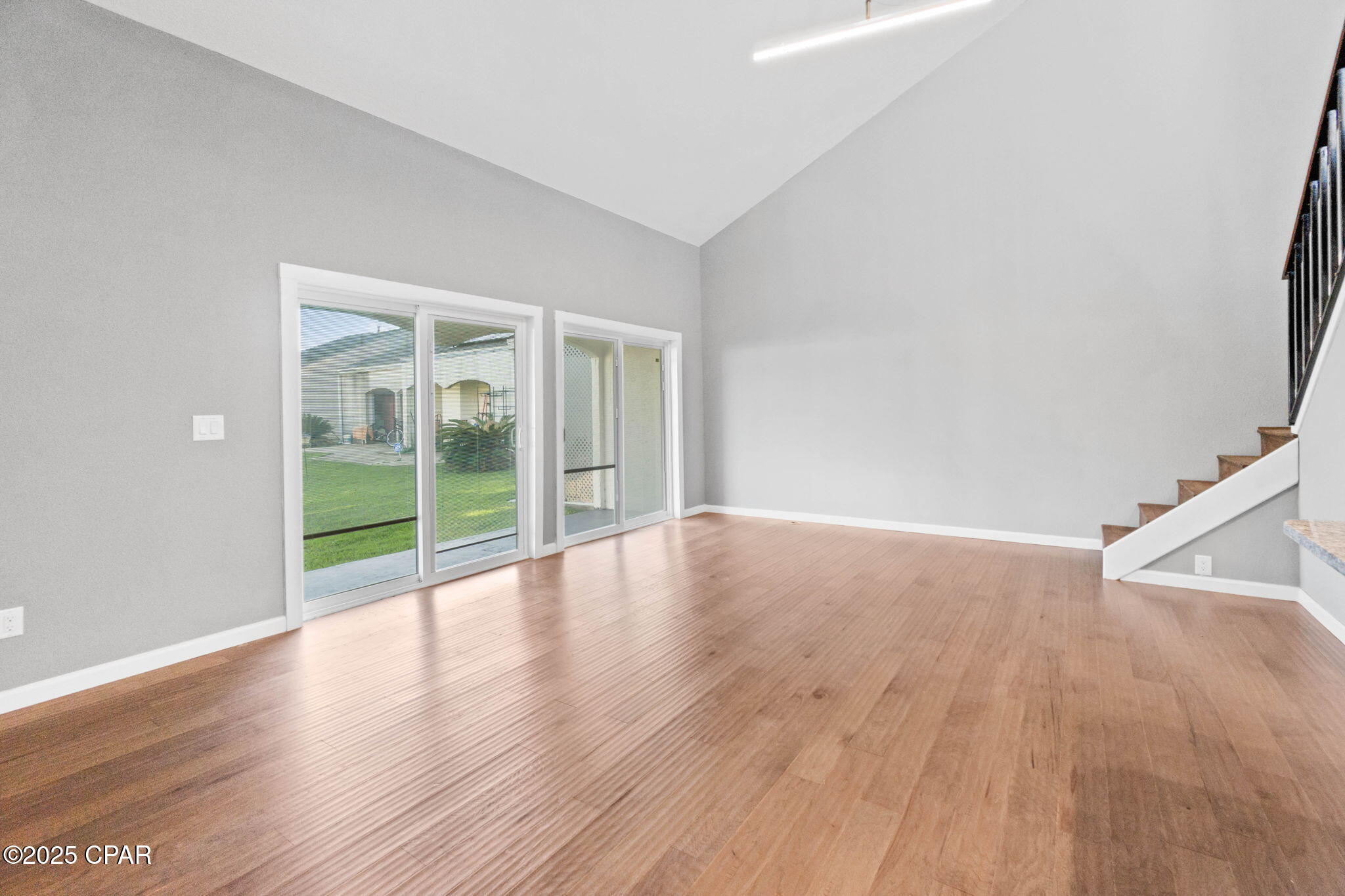 Dg6s7mk7euytg2h94d6xx6adivkbg Swr_03kuyucqy