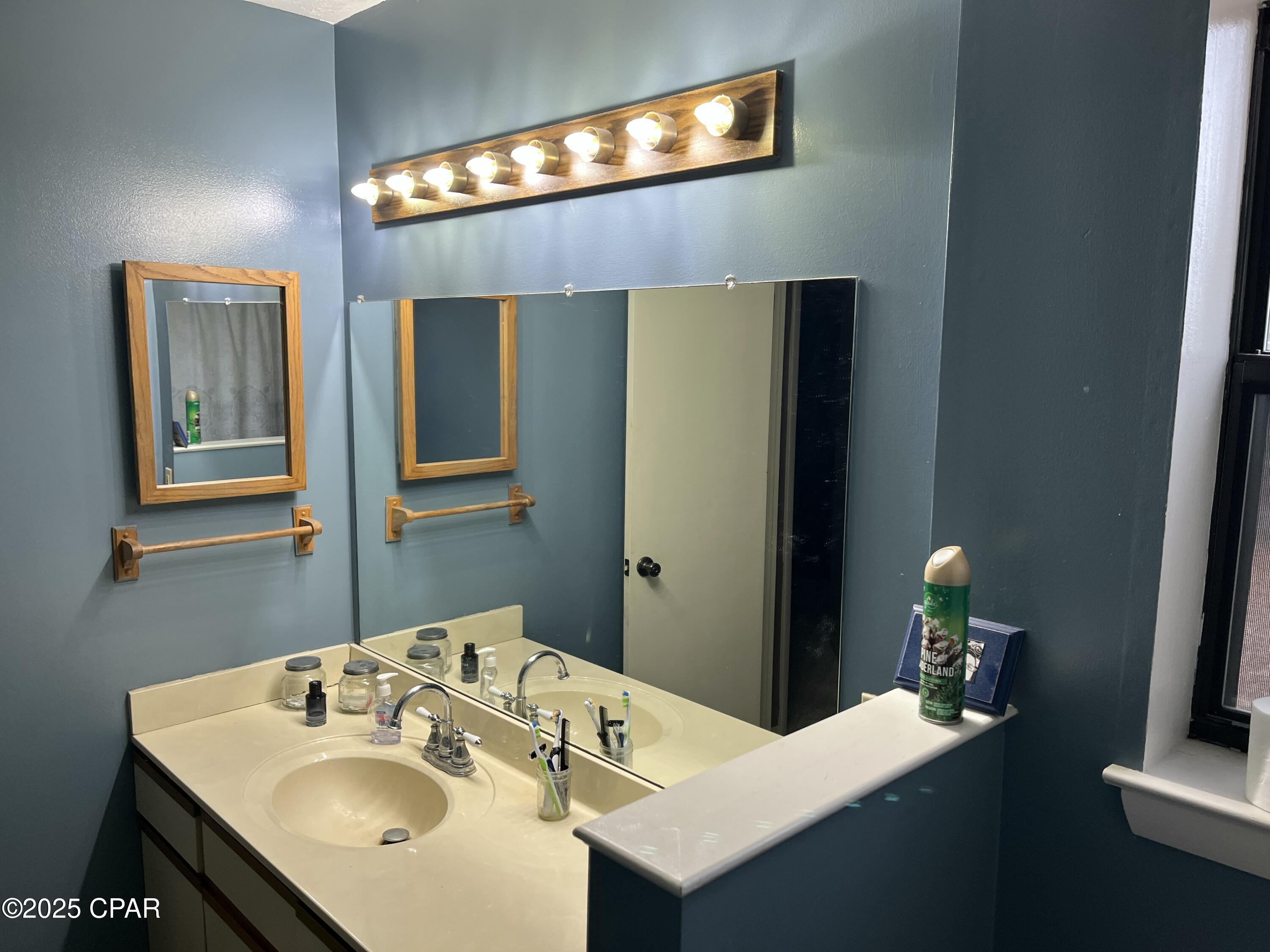 F2tzvskenwdsffpdmc3iflkxmxauovyoccsvcphlina