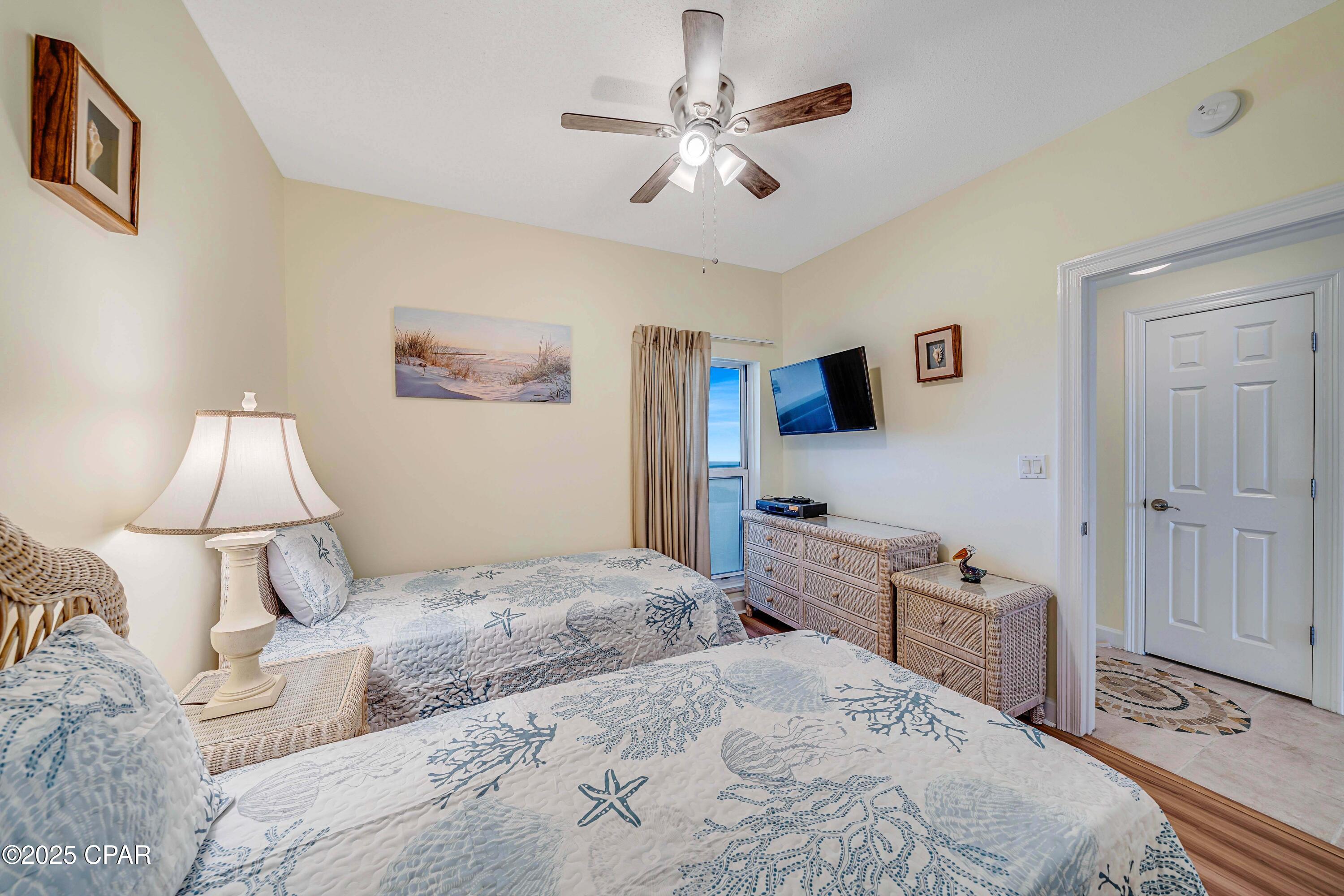 Image 36 For 9450 Thomas Drive 1903