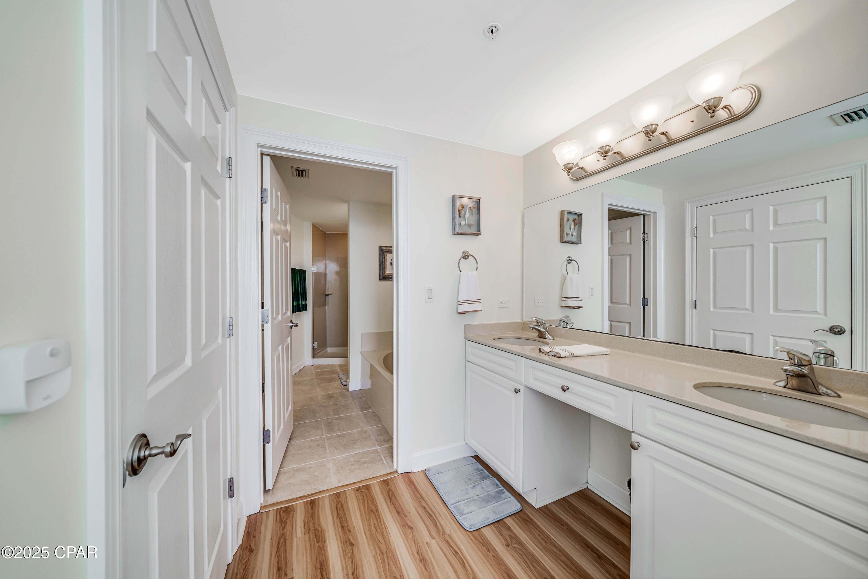 Image 9 For 9450 Thomas Drive 1903