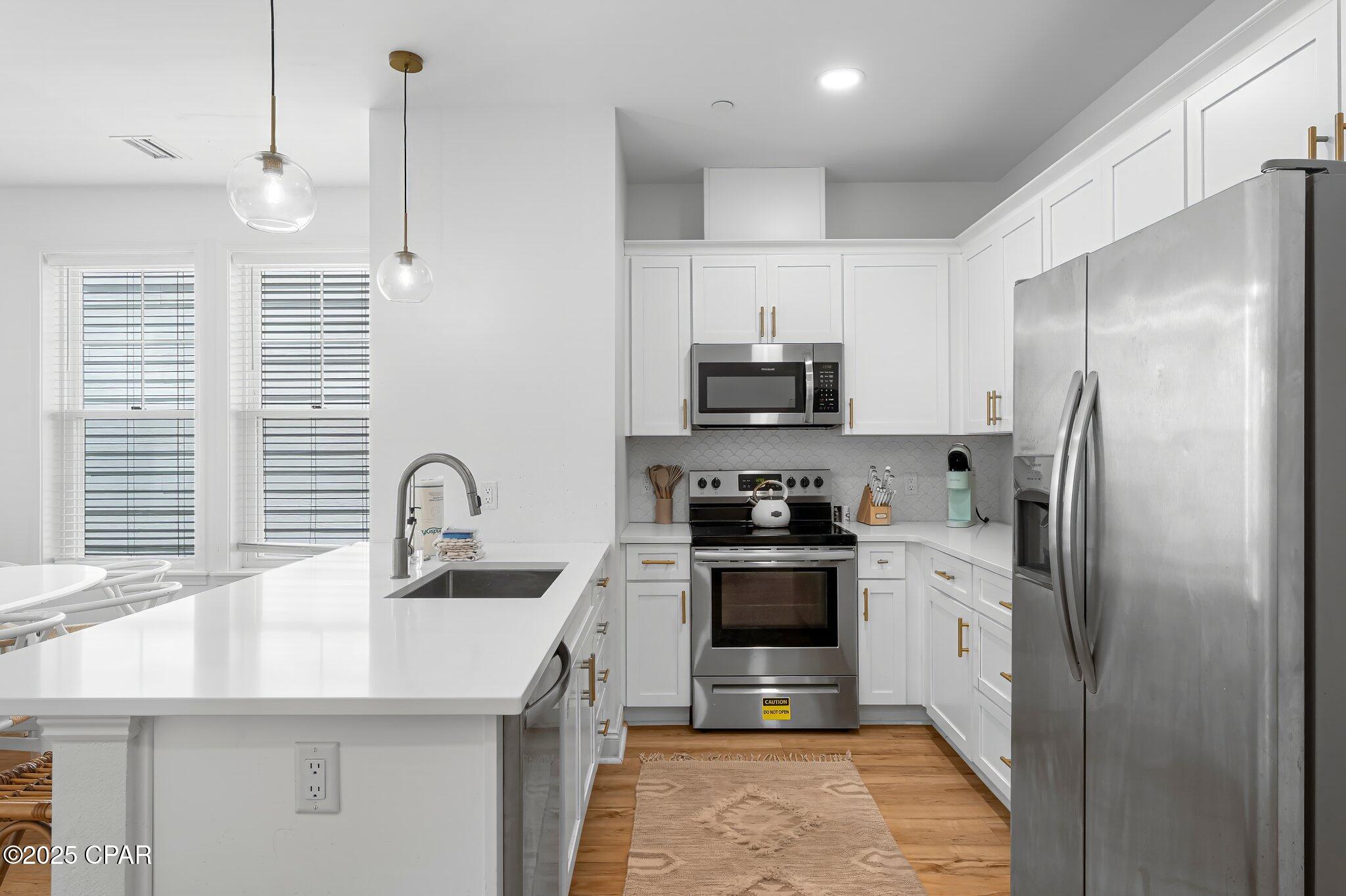 Z5c81iv3oh3eiqceejtylm7tcl4izsofh48mu_djxom