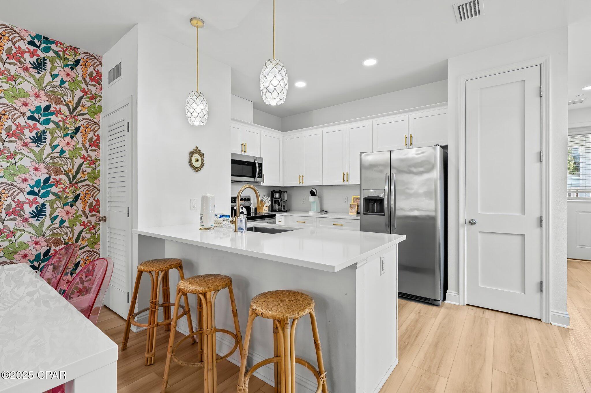 0hbvuysrmoe4sh4rkmodcpbfzbn5wkriwauq9dl9rfq