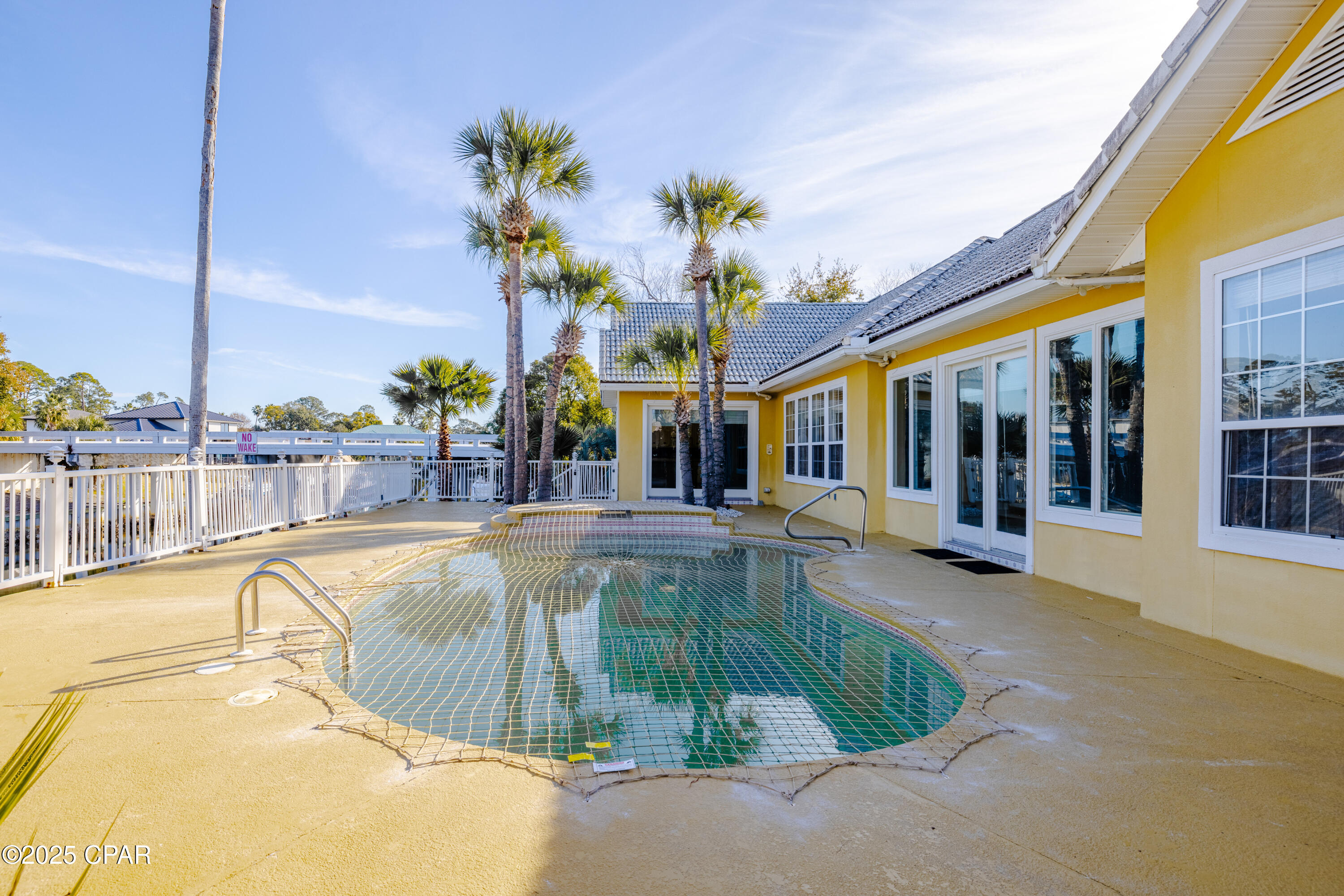 Gggjoveecyq872rxkxvhva4 6e9jfa5cmro3ai3hkjg