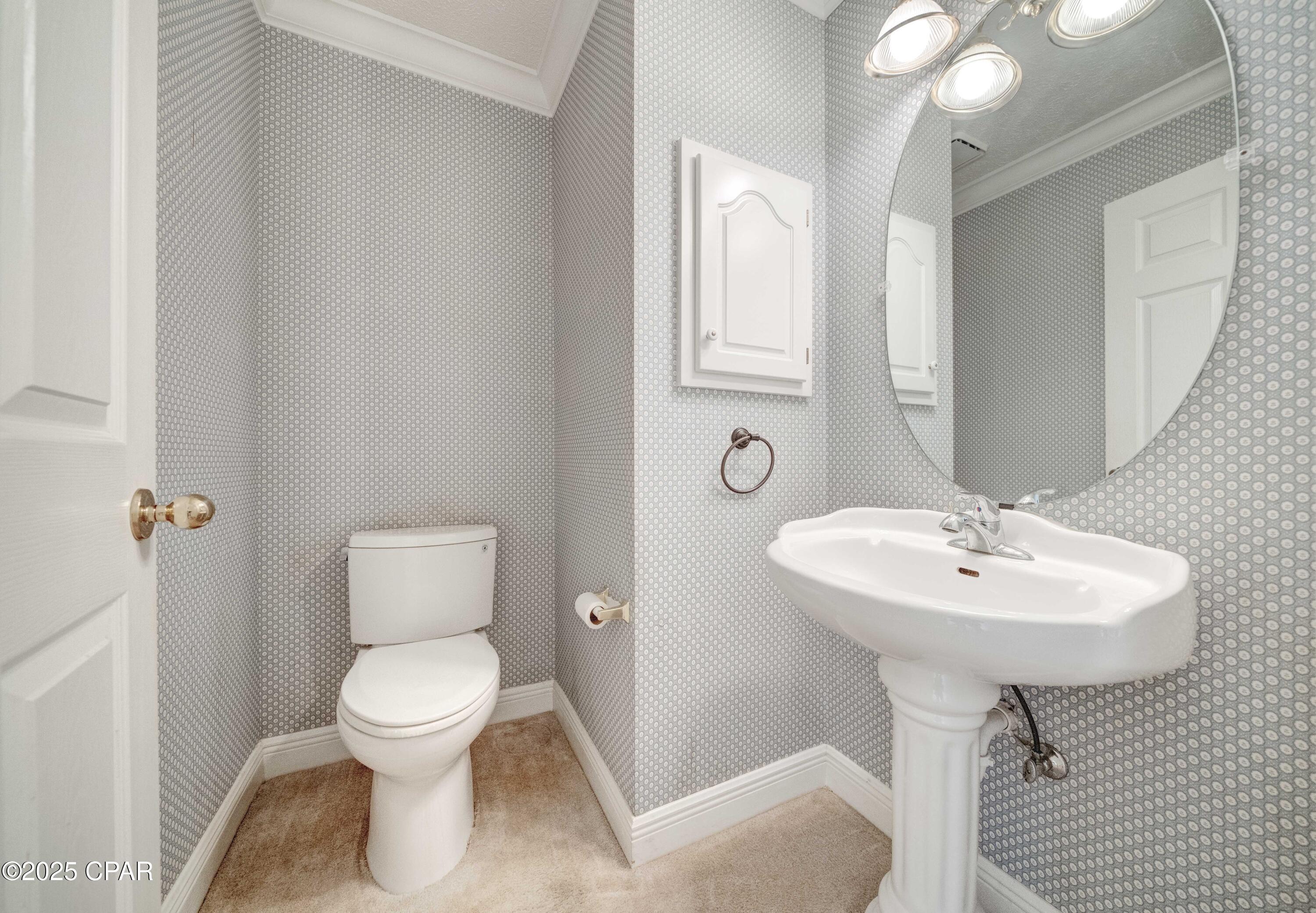 Ui212ouee Ss1yjhlqn1djuyaoigmjkwanyh0fl6sis