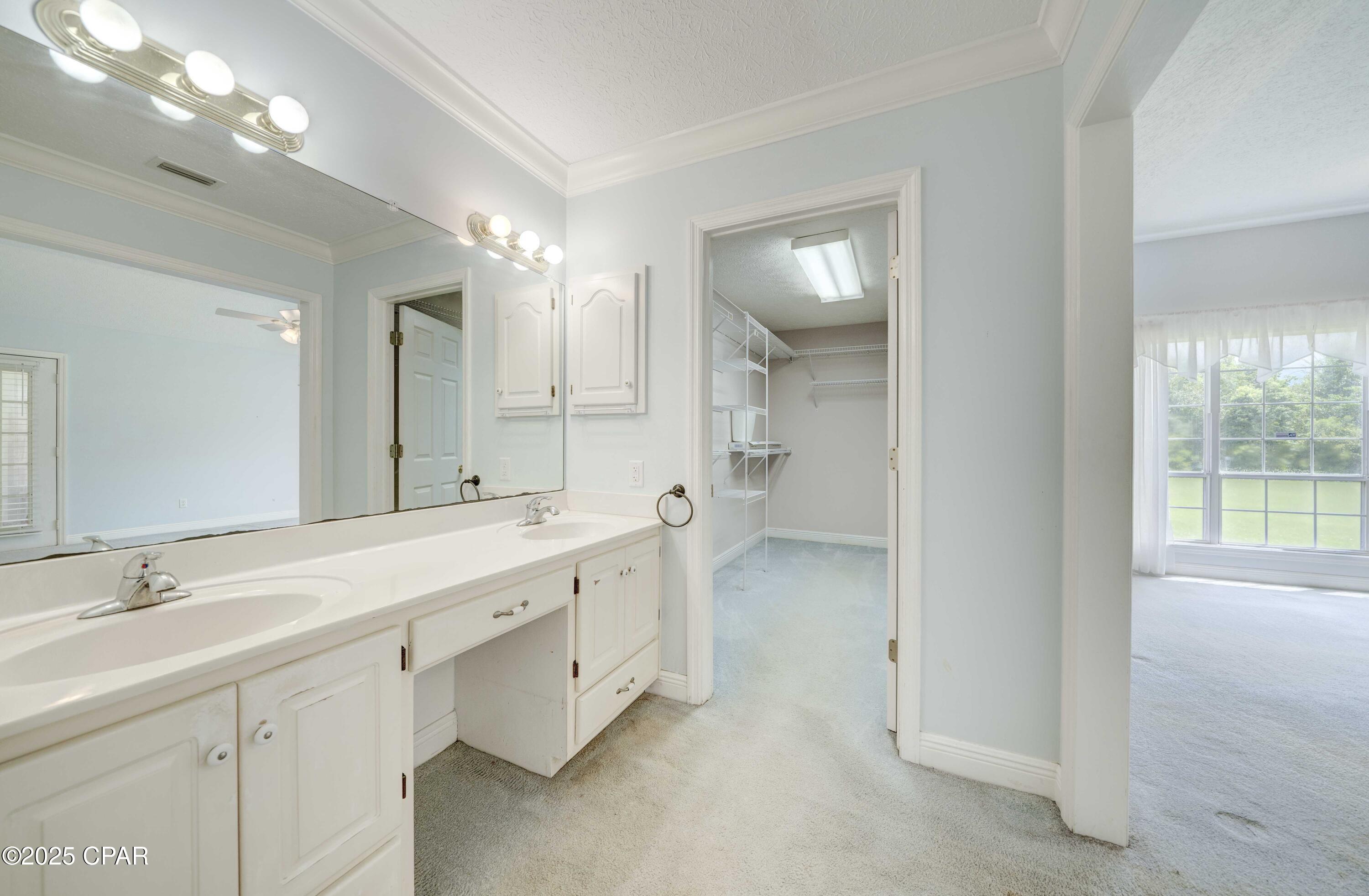 Chlps_nmov0sgy9hydj1cdpslxrad31woxrozyzzas8