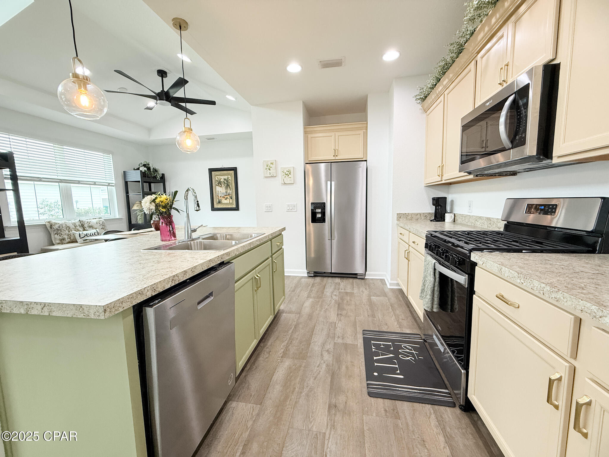 Drockbqmyc80b Fxfyt987rkbqfof1u28wvwyodlqna