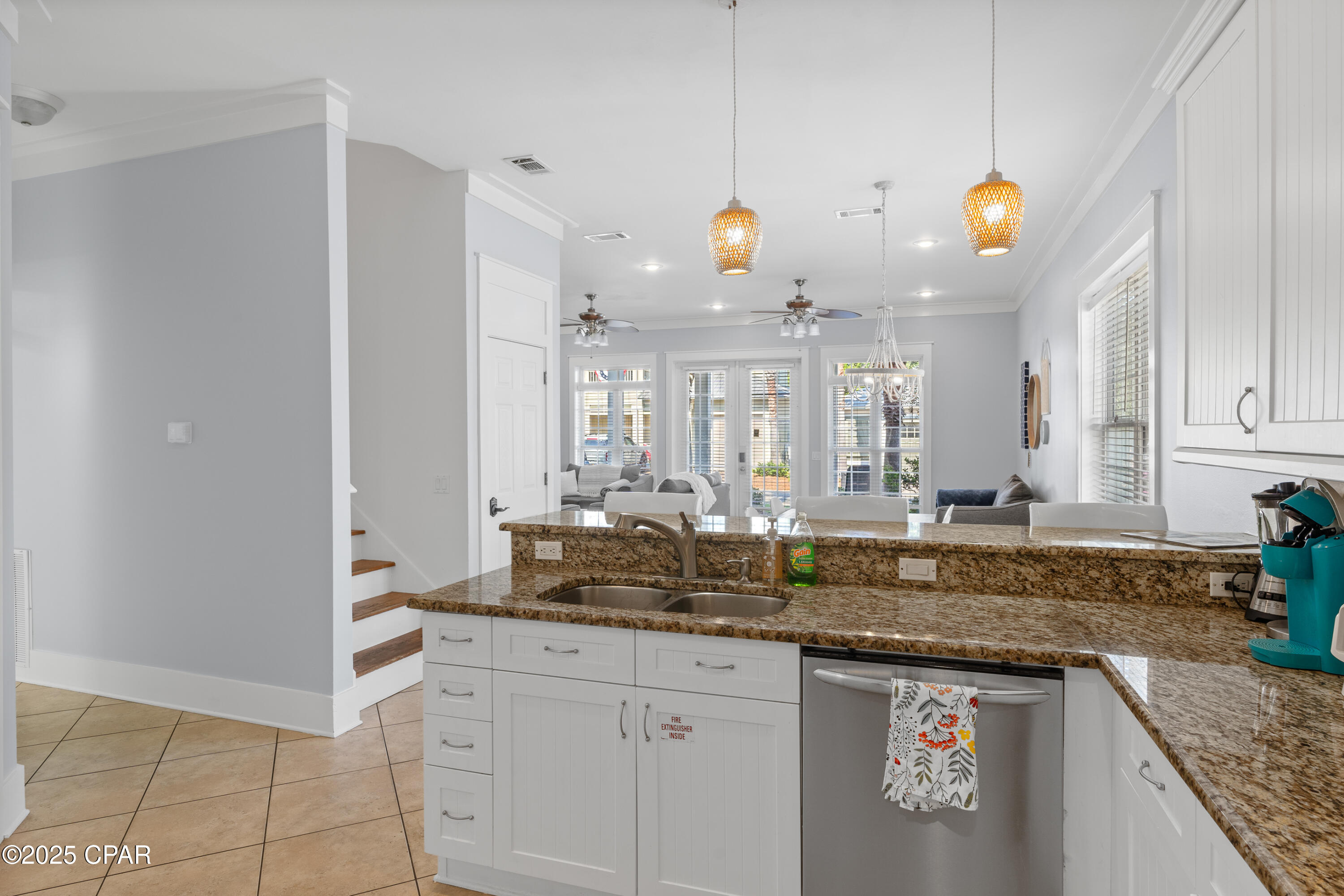 2udc2cwrhjxenbqpoynfrocyxc2xhujvgton0tr6qc4