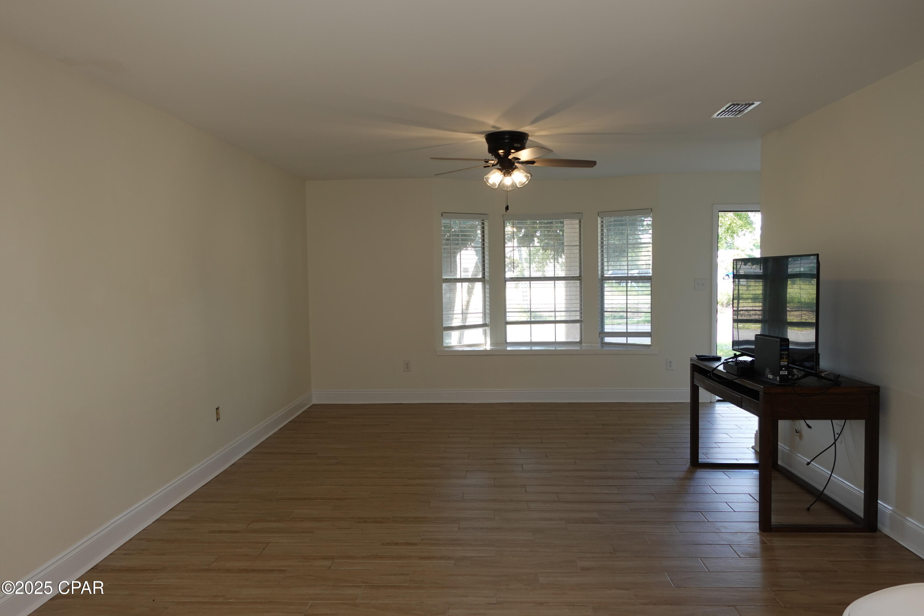 1lxlwgl26fom68nr_pkqeobkojxuaep4ffvkxseim6a