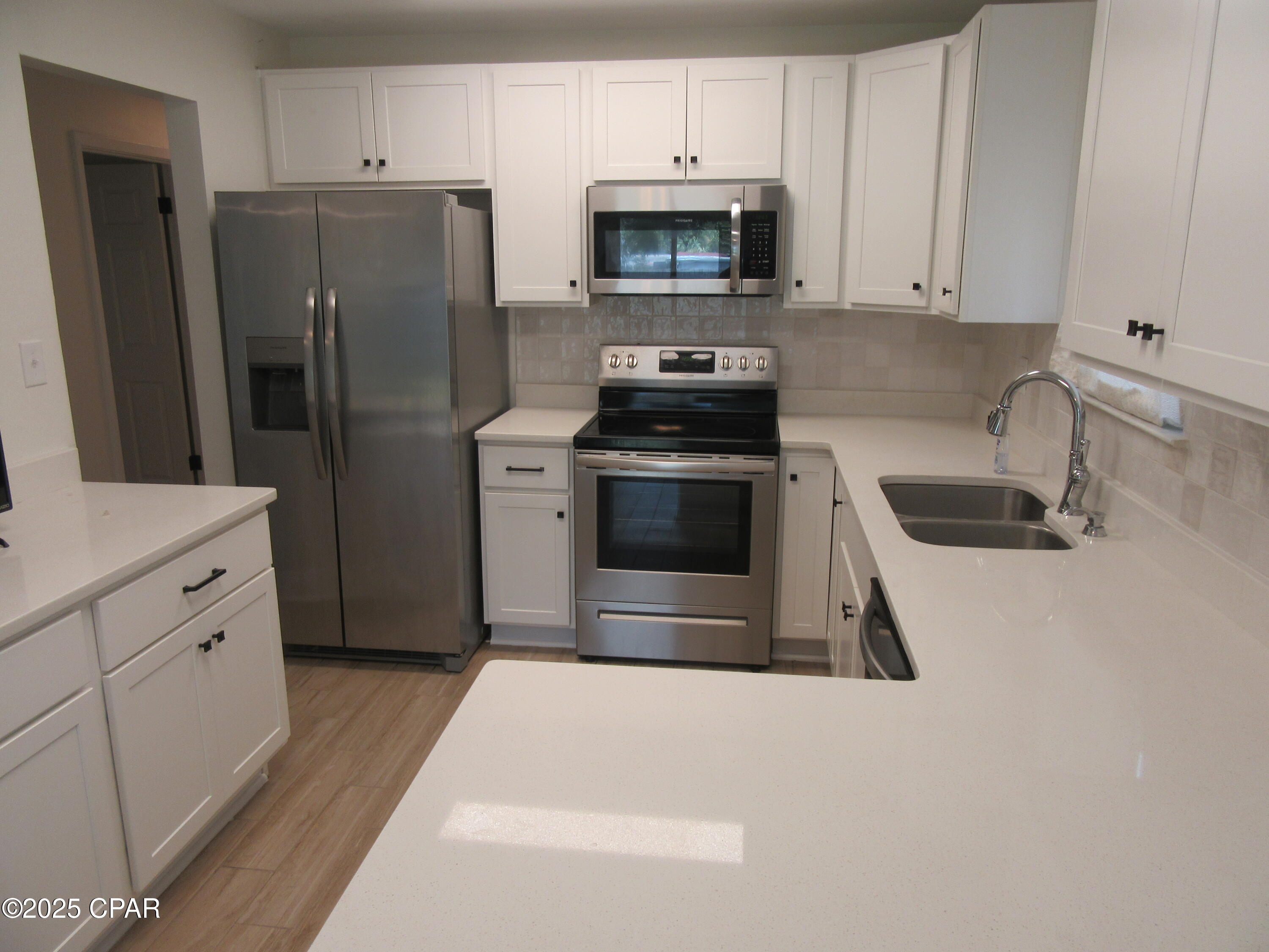 Nhei8p9d4yu8d7ihjsbh3kfo1llgfzplhrj5 Ovoqn4