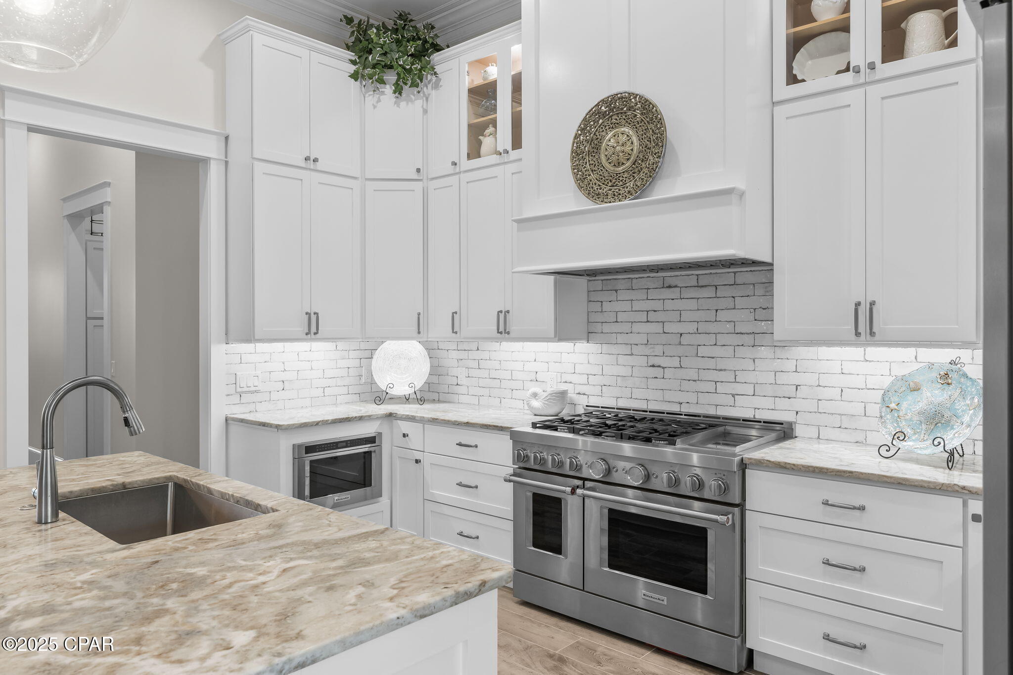 H2pmn Ccfq8cdbz58s0hv42oxrn3sv0fstty8b8qugq