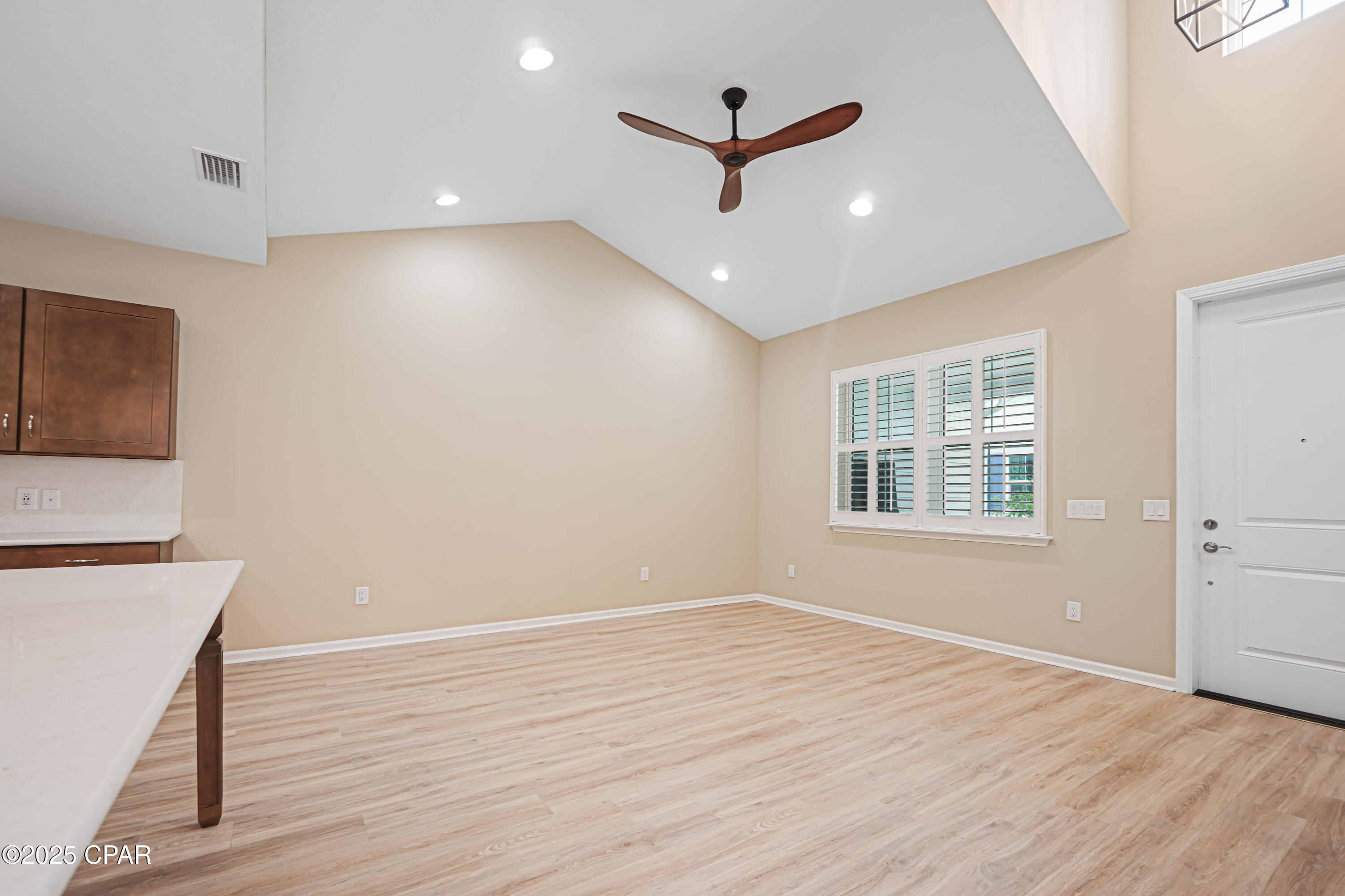 Uisb0lip1r_r_gtosvasye8dxtuxqfjb97tadp83ru0