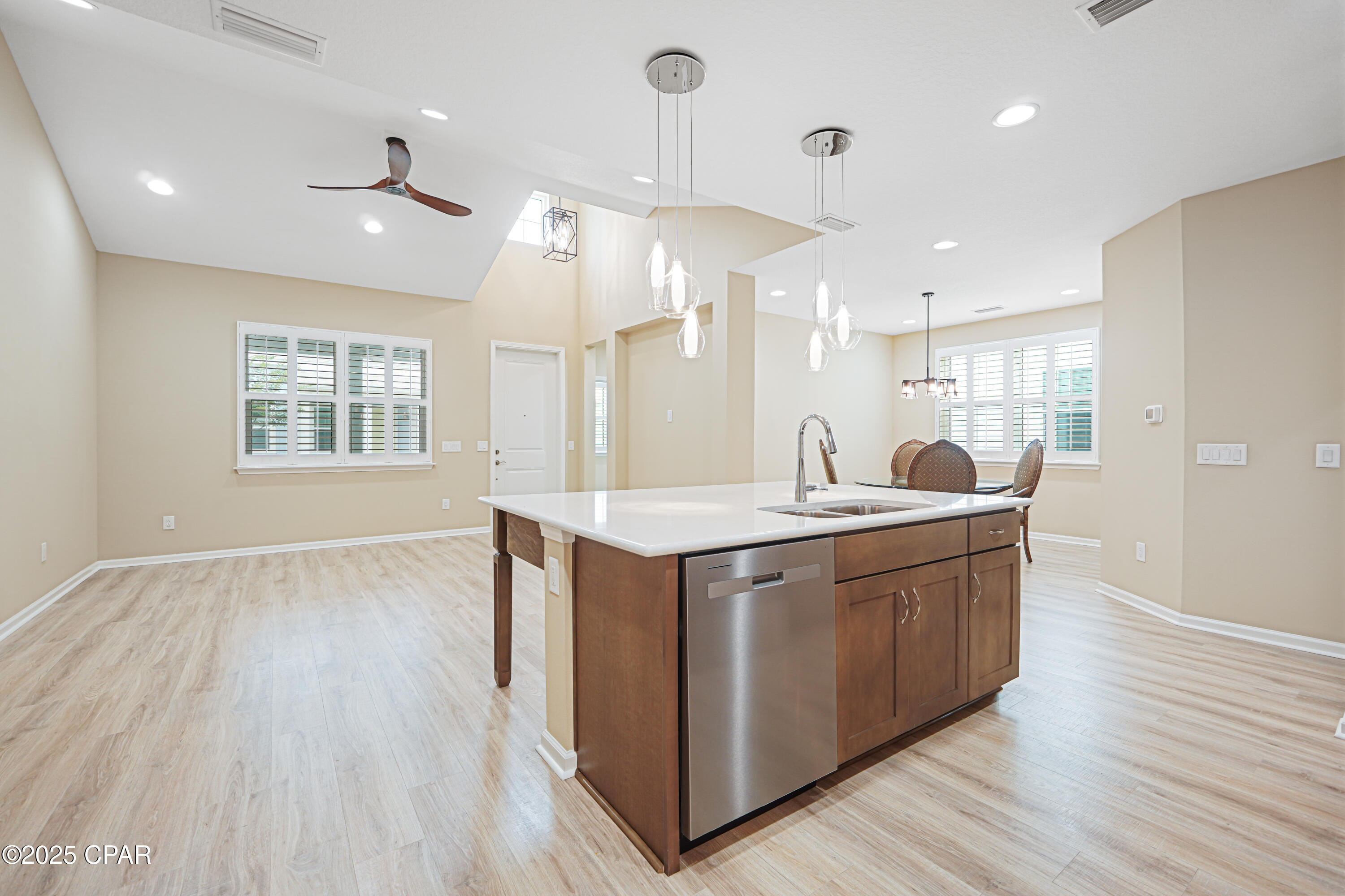   Tv6earfmx0xuji4prv0cdhywanf6ydsqua0v9d6be