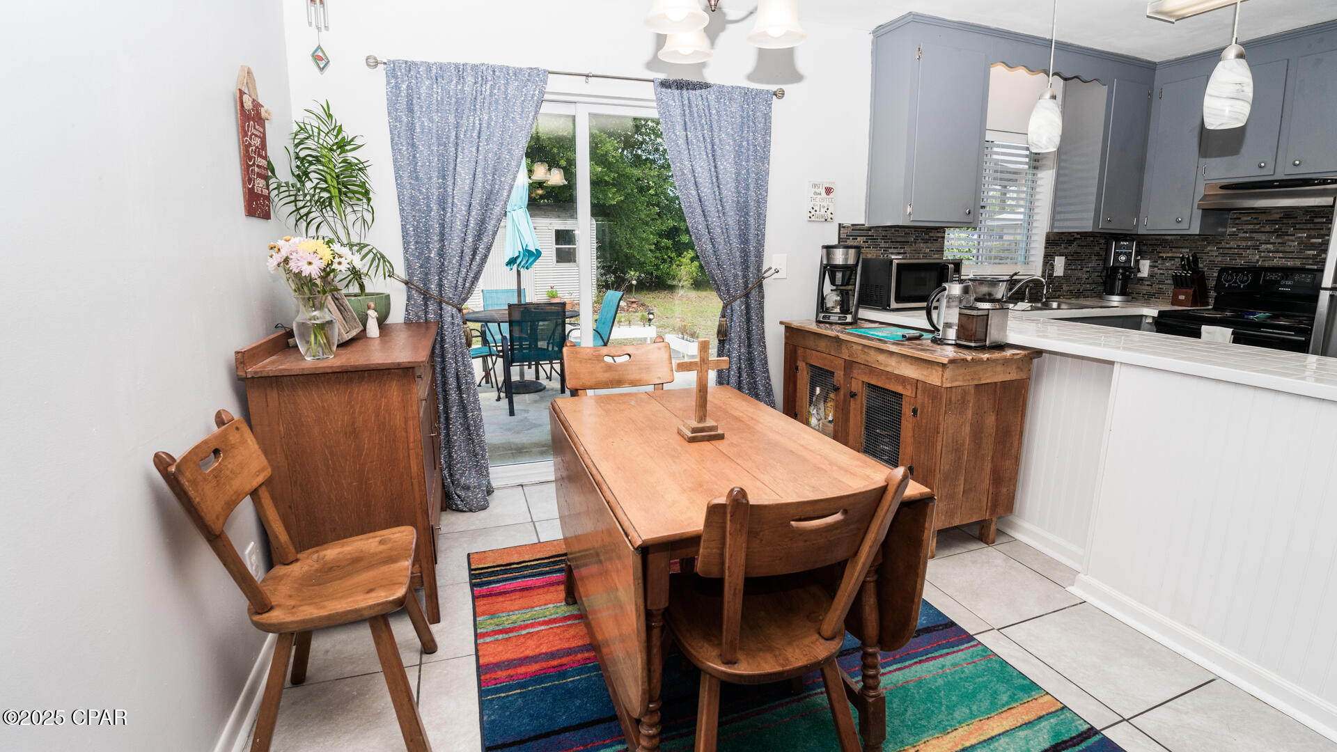 Image 10 For 2808 Garrison Avenue