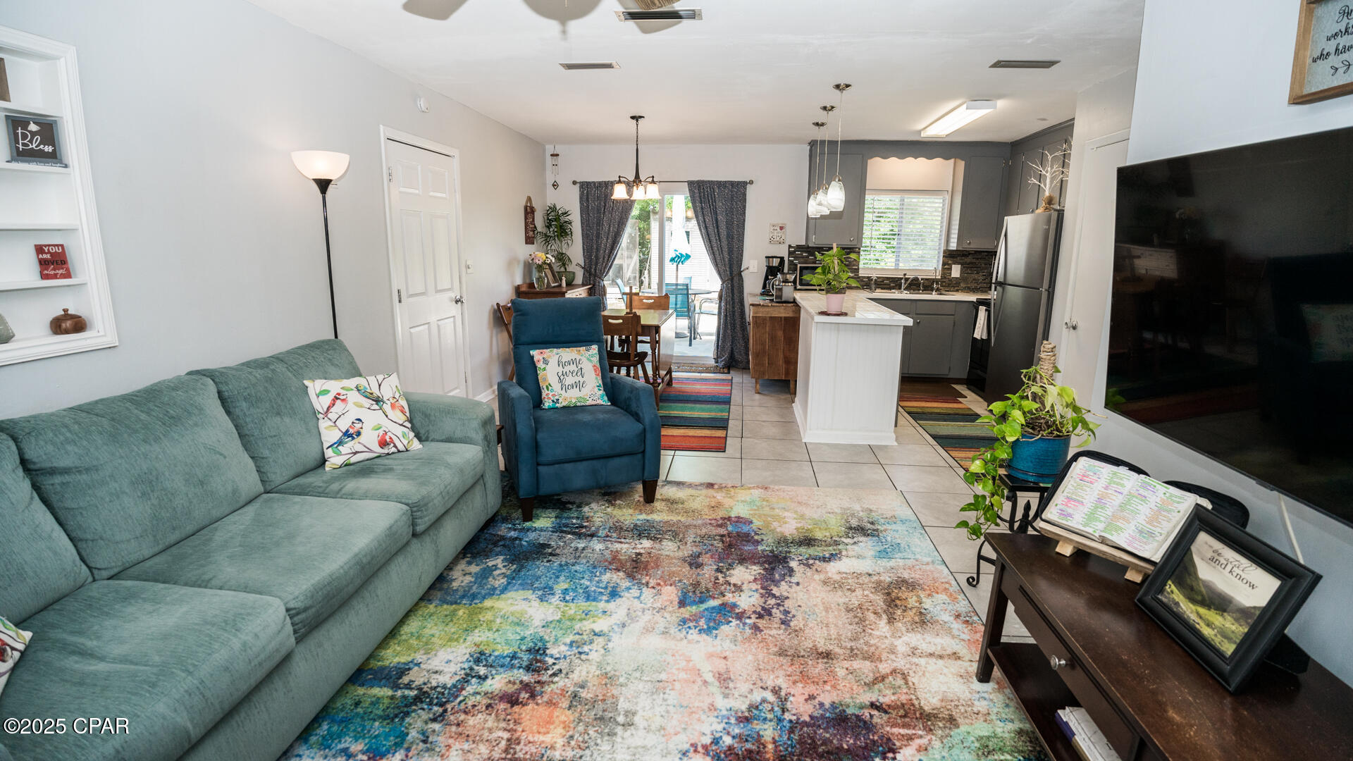 Image 15 For 2808 Garrison Avenue