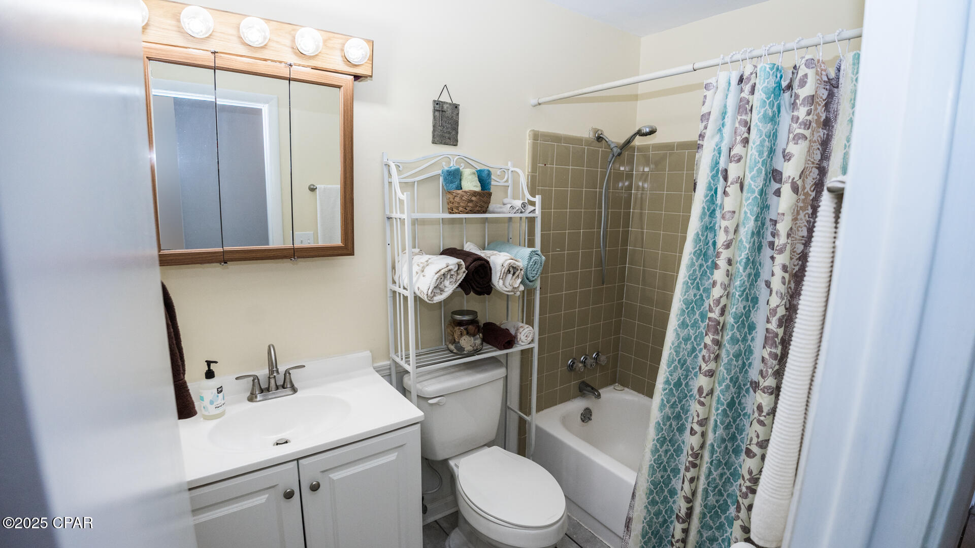 Image 24 For 2808 Garrison Avenue