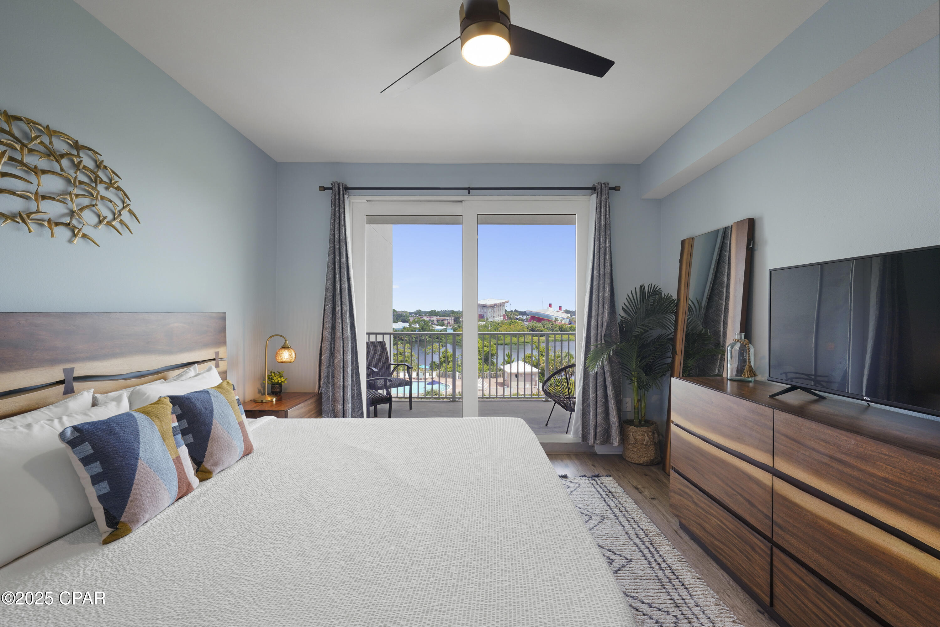 Image 16 For 9860 Thomas Drive 301