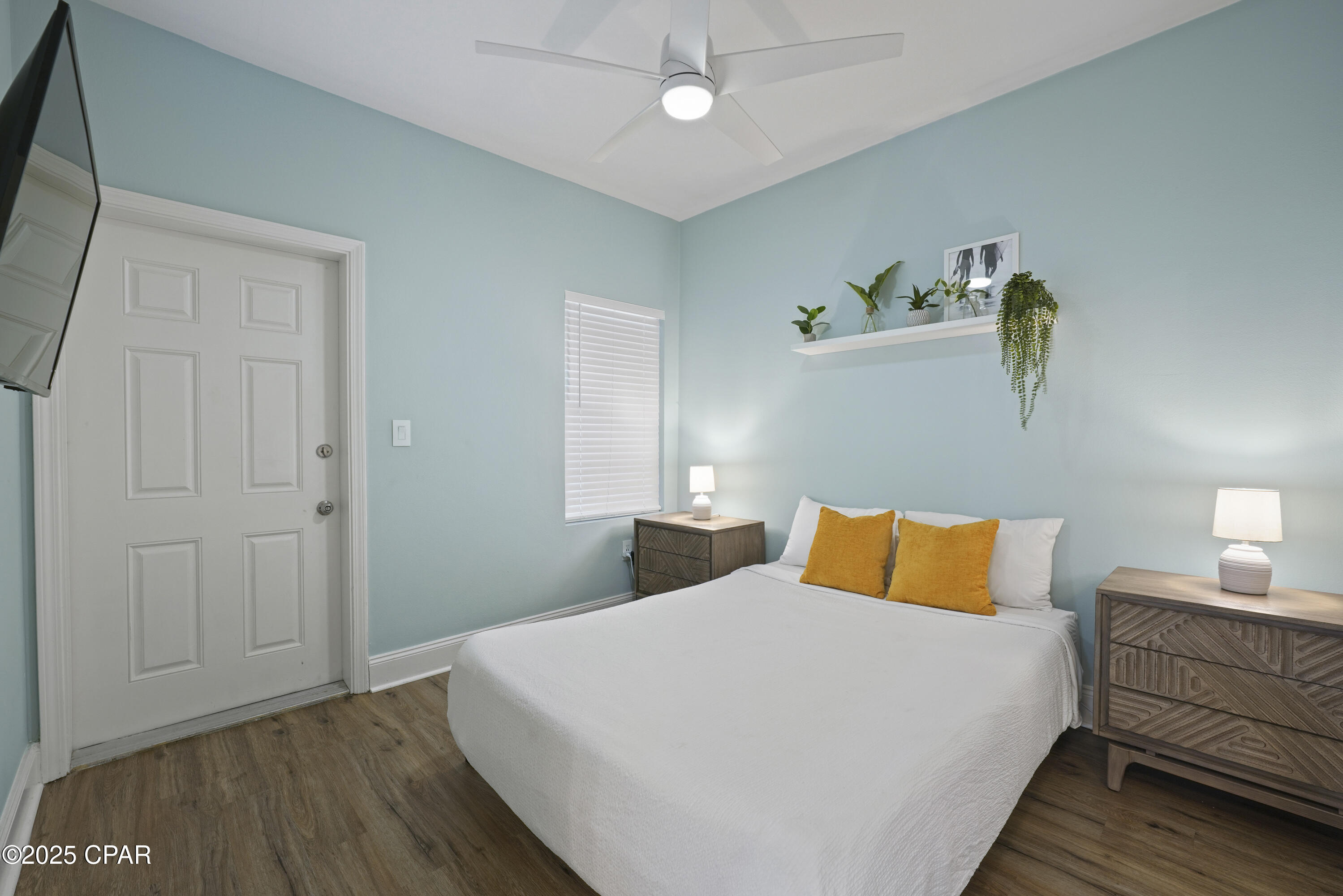 Image 21 For 9860 Thomas Drive 301