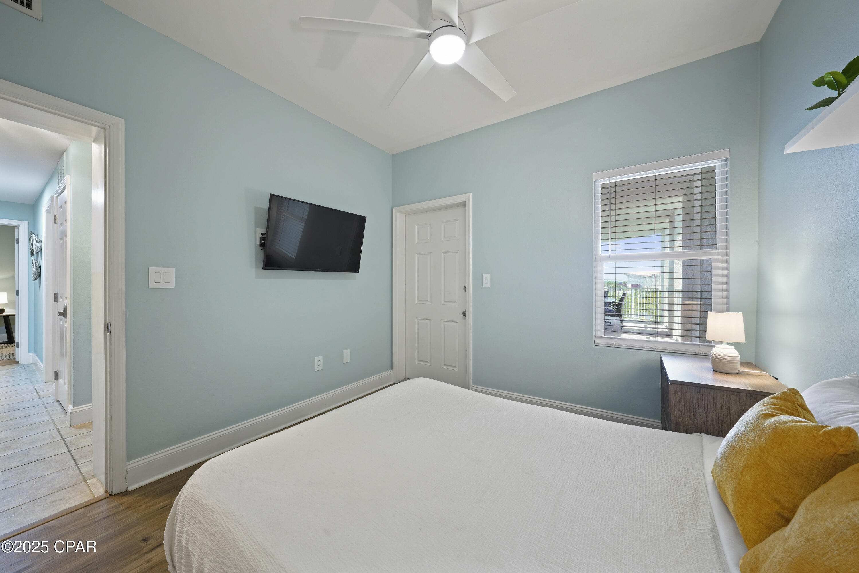 Image 25 For 9860 Thomas Drive 301