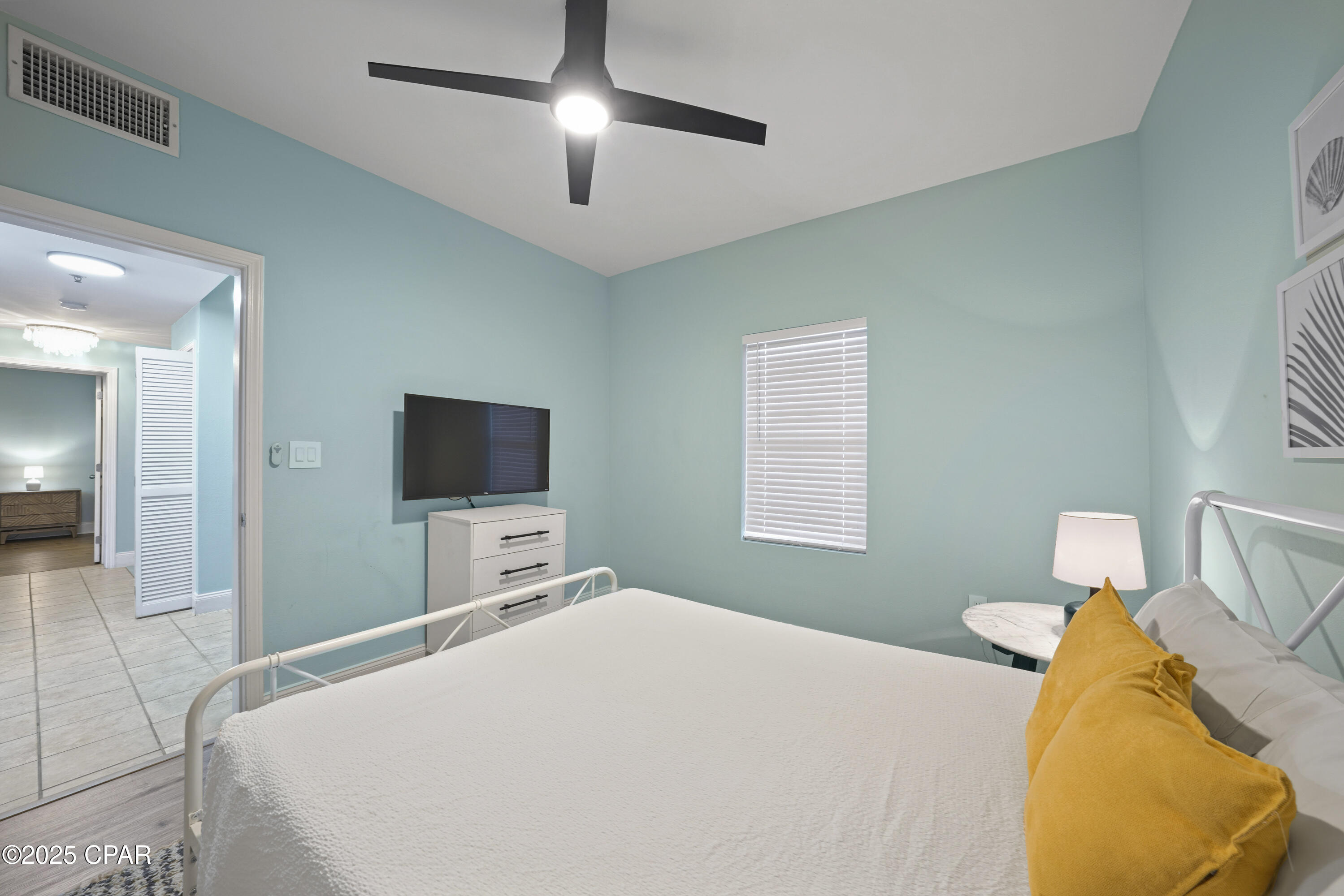 Image 32 For 9860 Thomas Drive 301