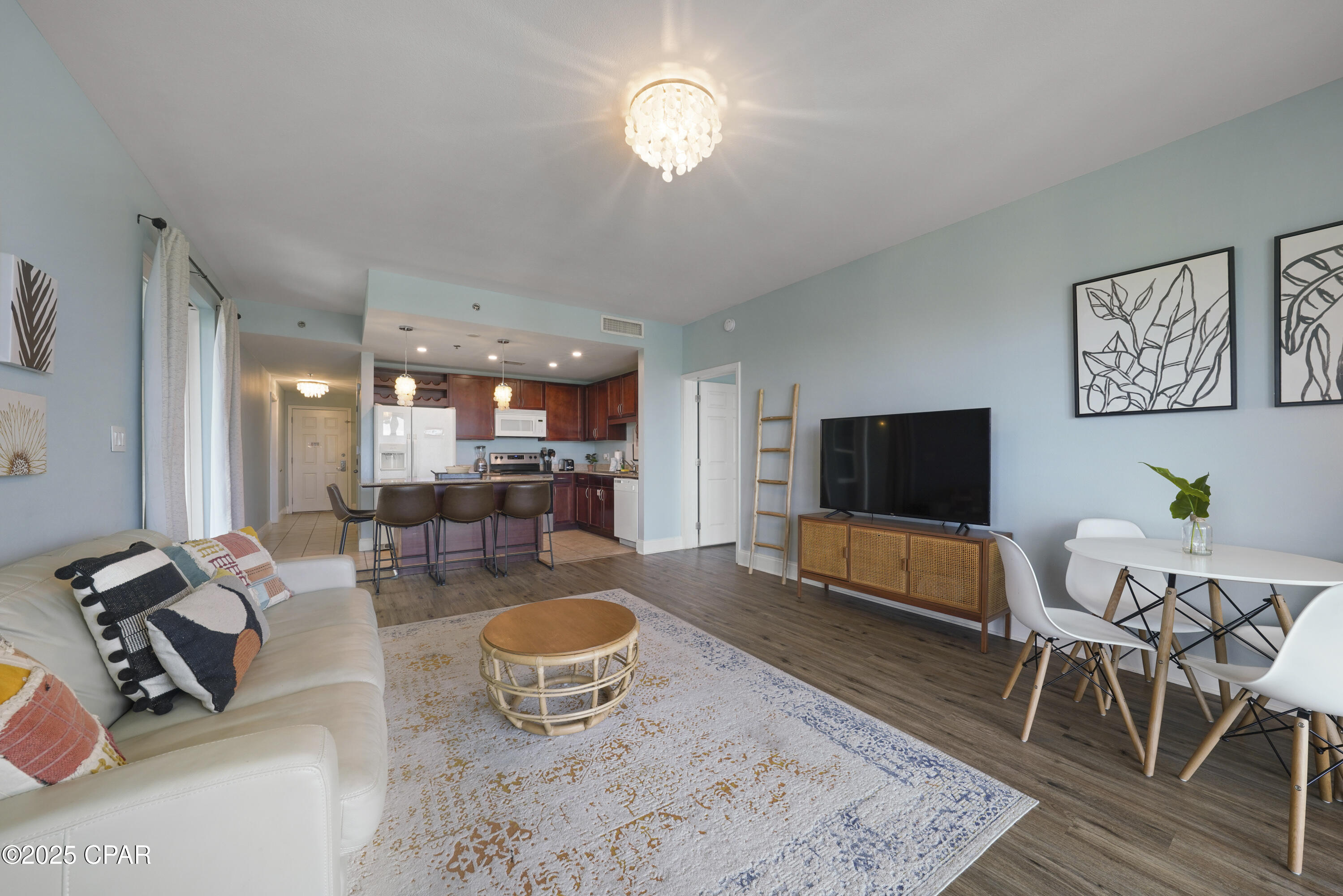 Image 7 For 9860 Thomas Drive 301