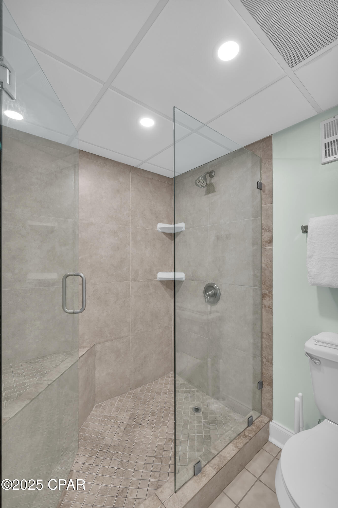 Nhimutgoq8kwztwhzmrgnmq6jwsbjyw1wmrxuo3o4t4