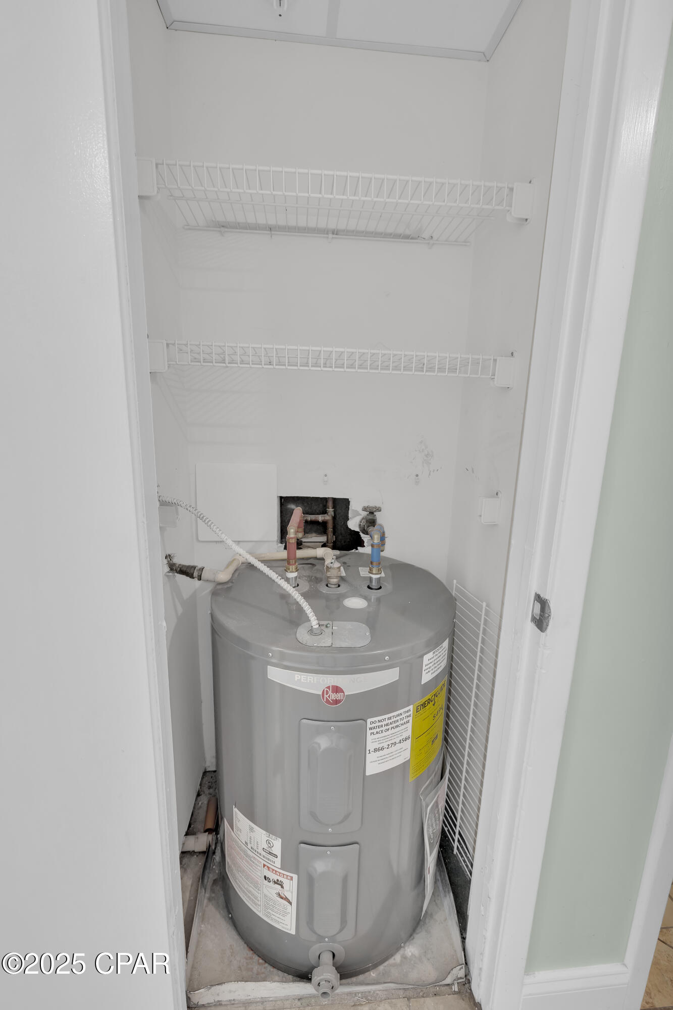 Mwvb2itlcpkoo9aiy9x32pk3t2f7qqajdofq_aqncue