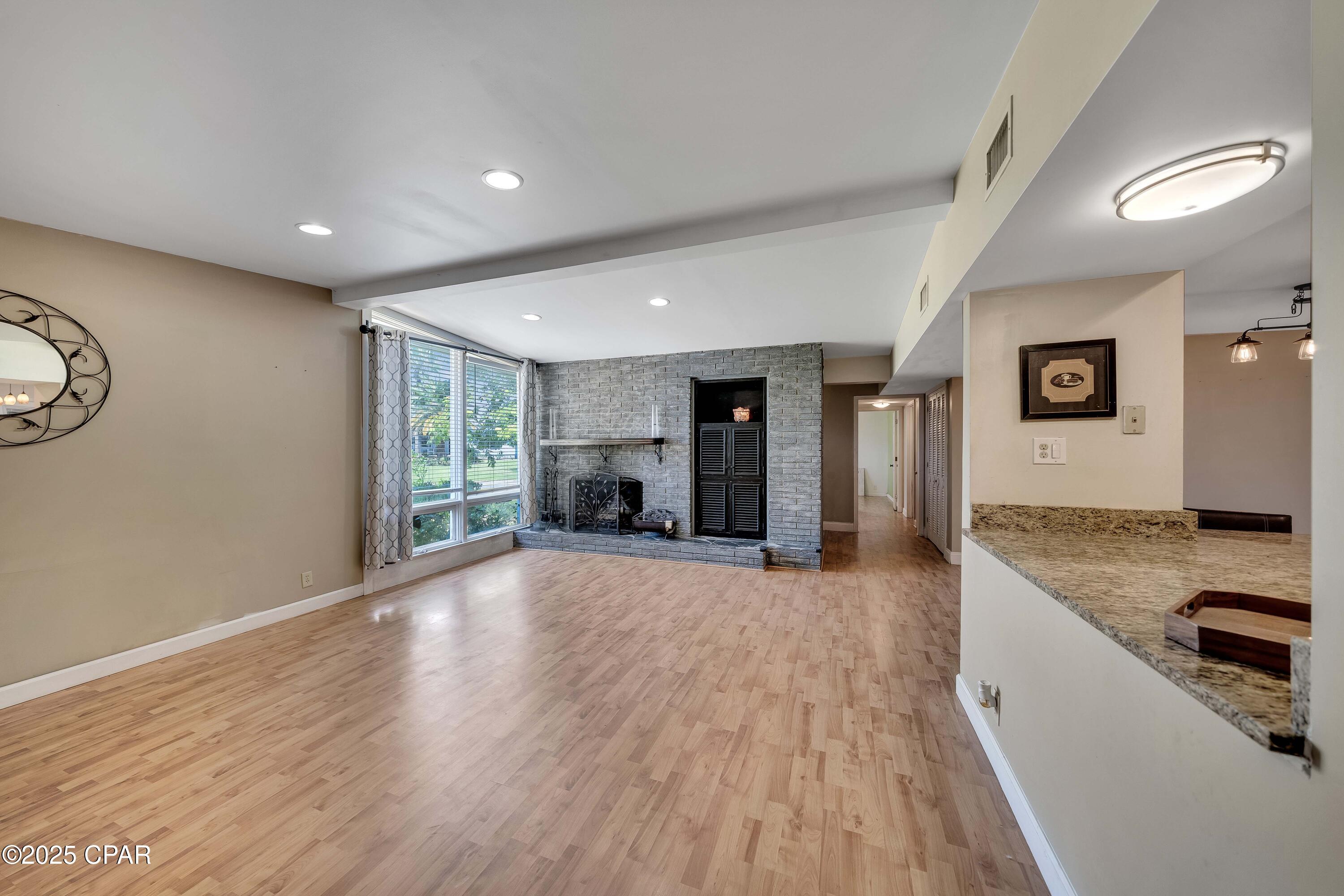 Fqts5au6bcbeqg7 2z8j4xuxsfcbanzthdrgqkyk99e