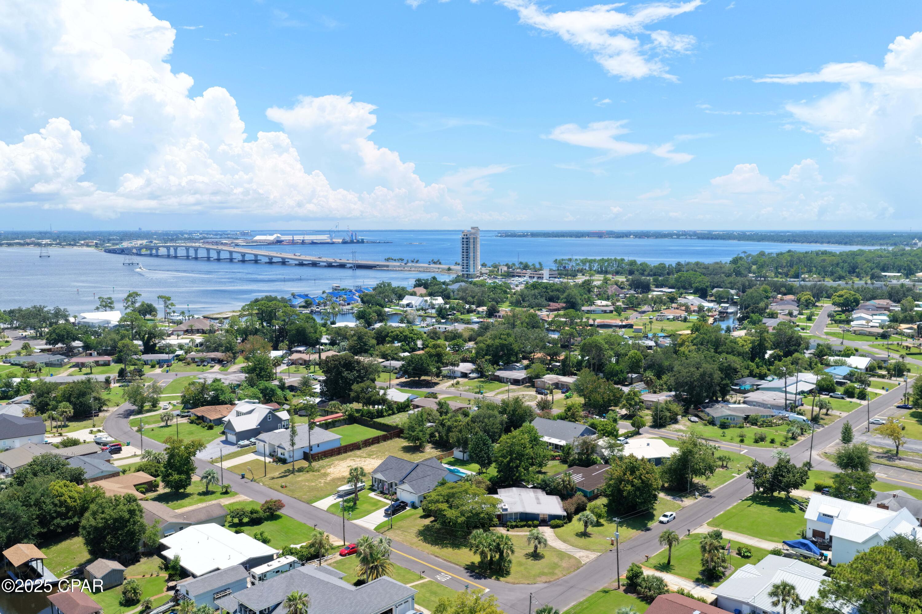 Ffqqjdwx1vzhixsqgbrlbu_sctbdgqwuapplvw5bai8