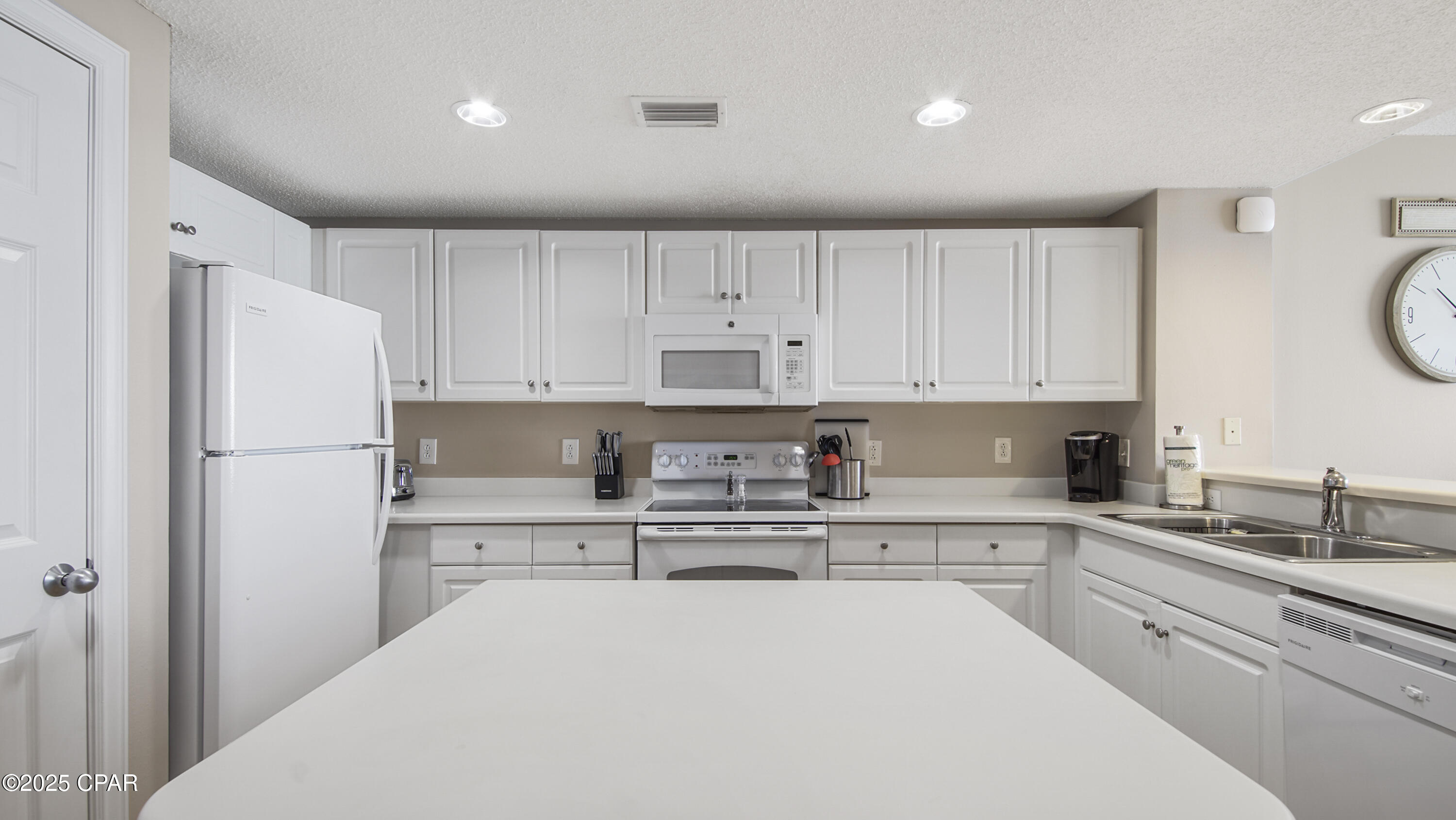 Image 9 For 10811 Front Beach Road 1405