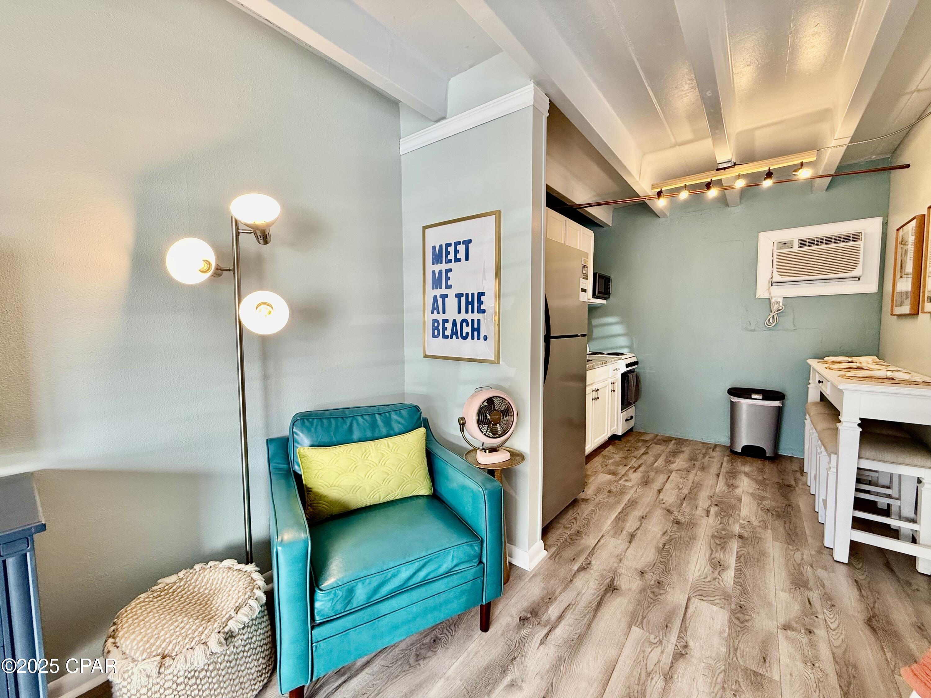 Image 5 For 8618 Surf Drive 103