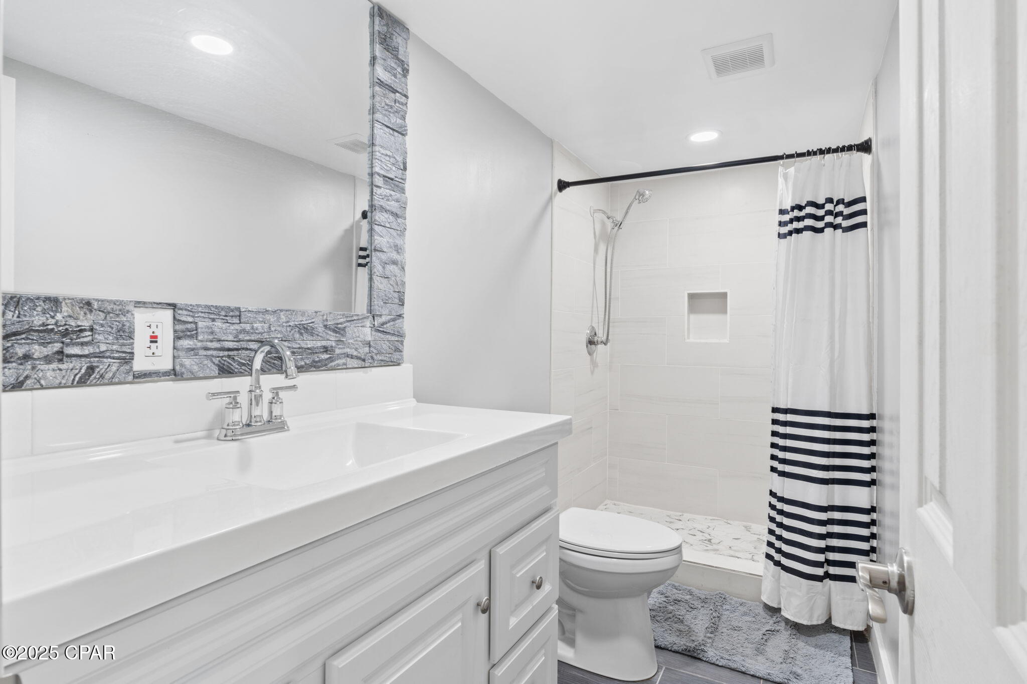 F4 Comy4oy_ox3ezvx5d3furpao79rs Mgzh51ysoca