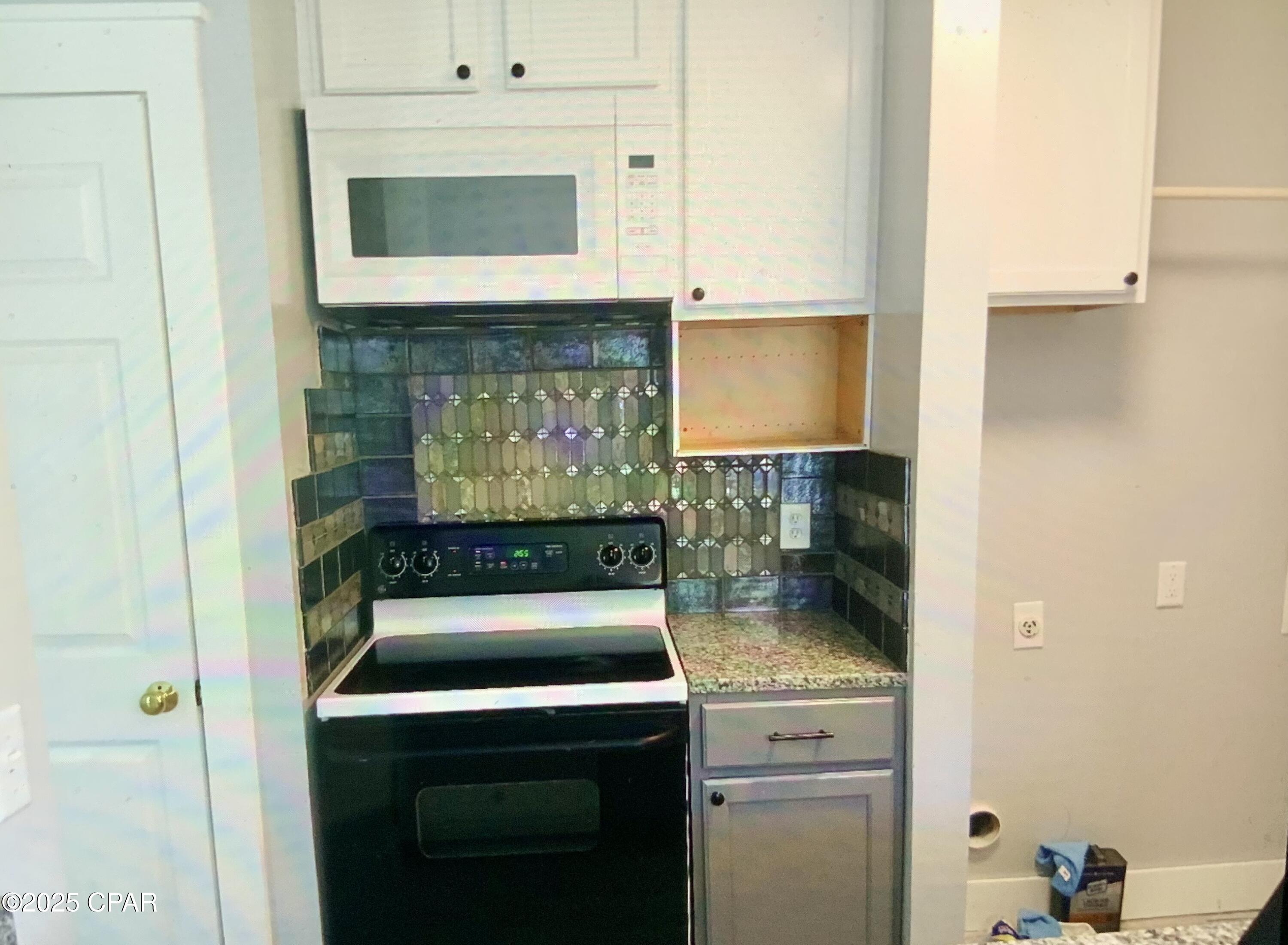 Image 8 For 1111 Fortune  A