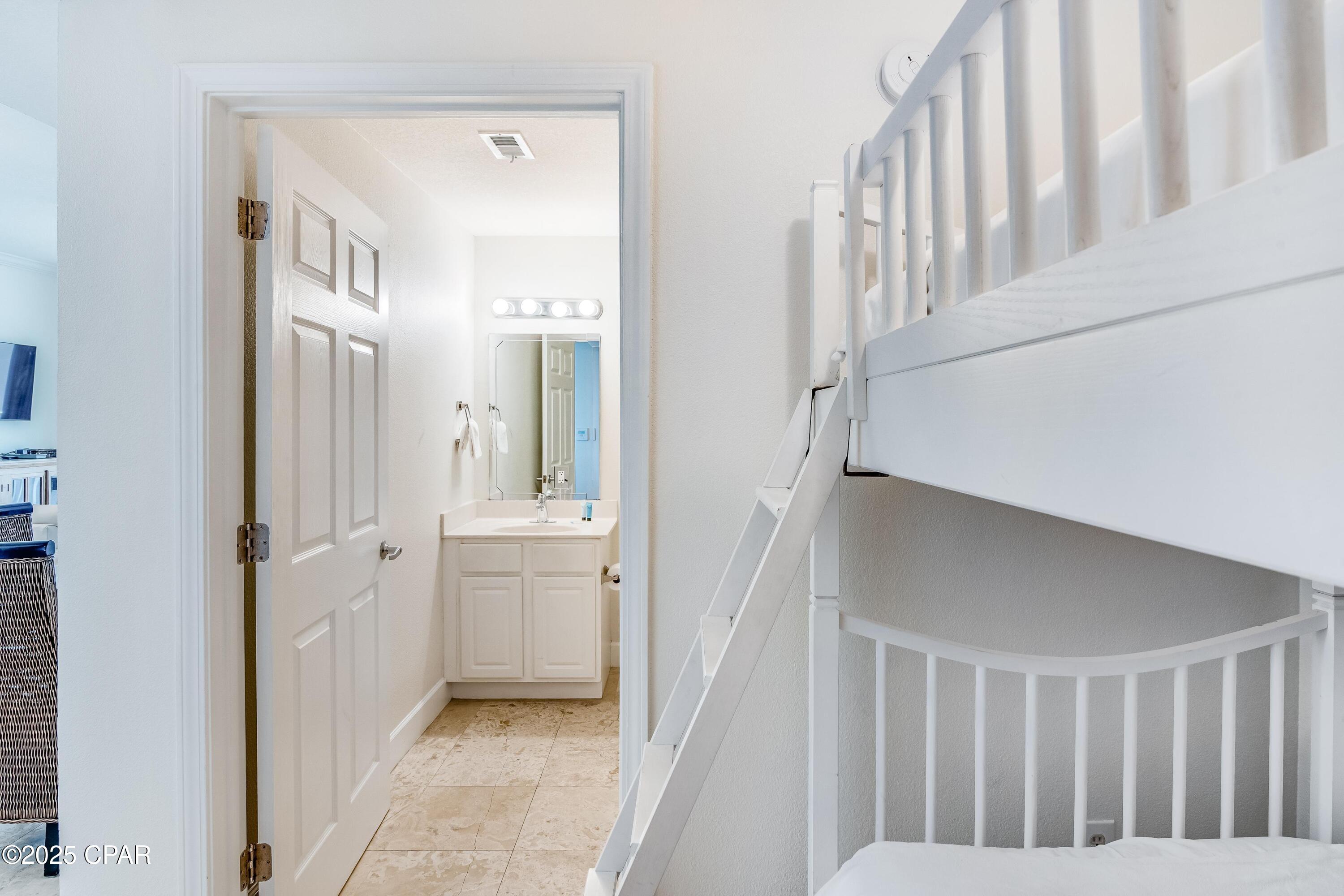 Vacd7zoyyigugdudcy2vkhpevl2zhjl Anqwdotnz C