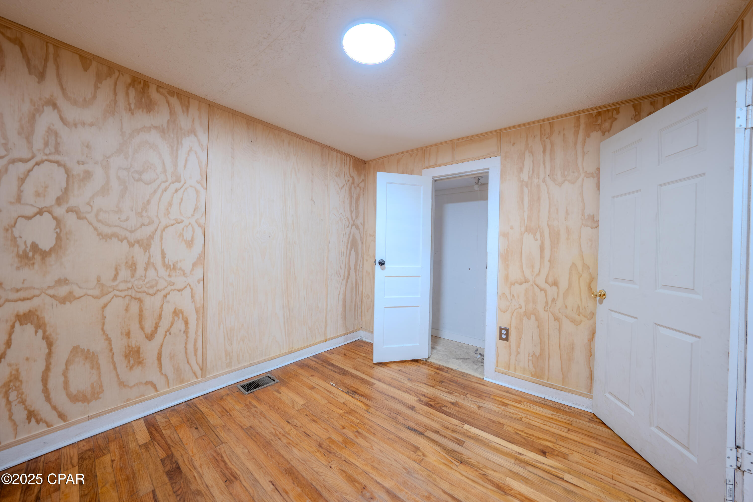 1hqtqpv77r8zhurtcmka1w6g Ul26hfqntzkpimuate