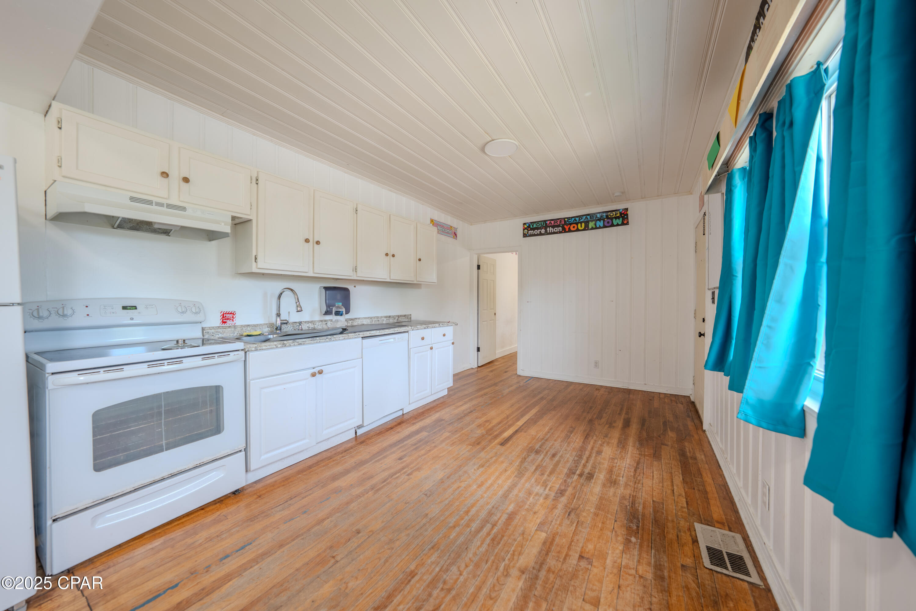 Quzdcvwaci0zb6mzq7iivpzb_efxet8gr9nbtm8wxxe