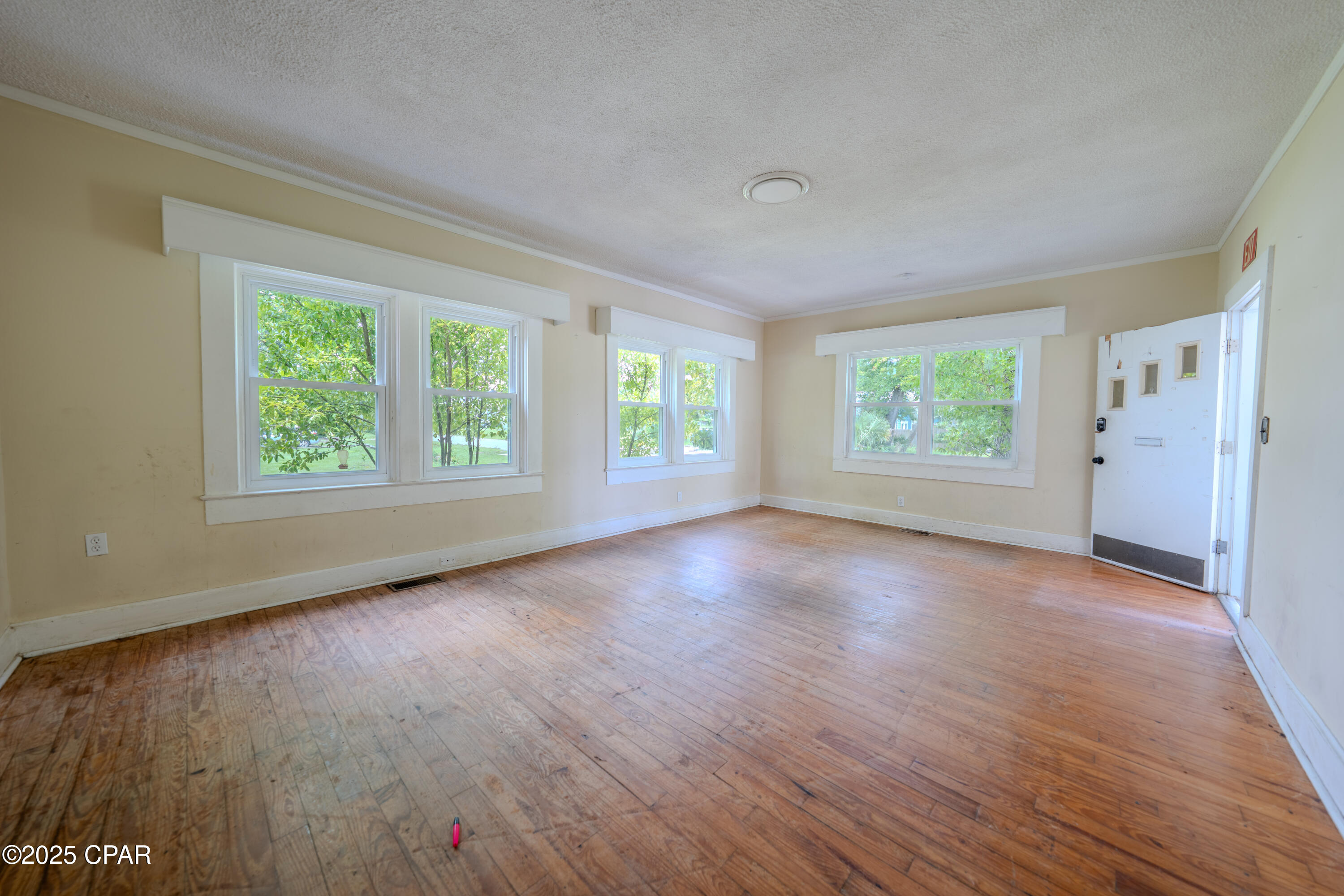  Obxfb U_h9cfh Wx4hp8mjo_ldnemwcbvrx_p08chc