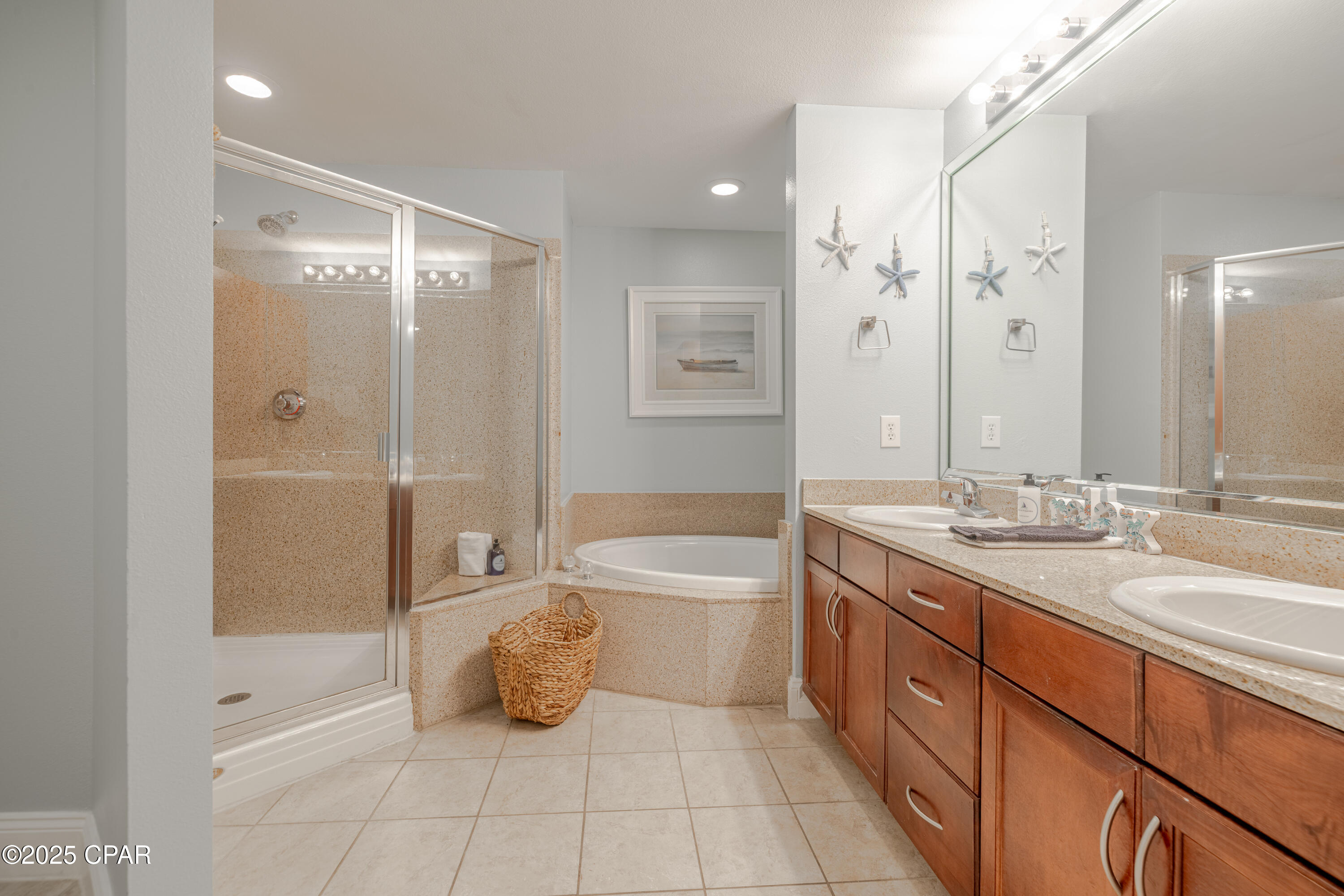 Image 17 For 9902 Thomas Drive 1831