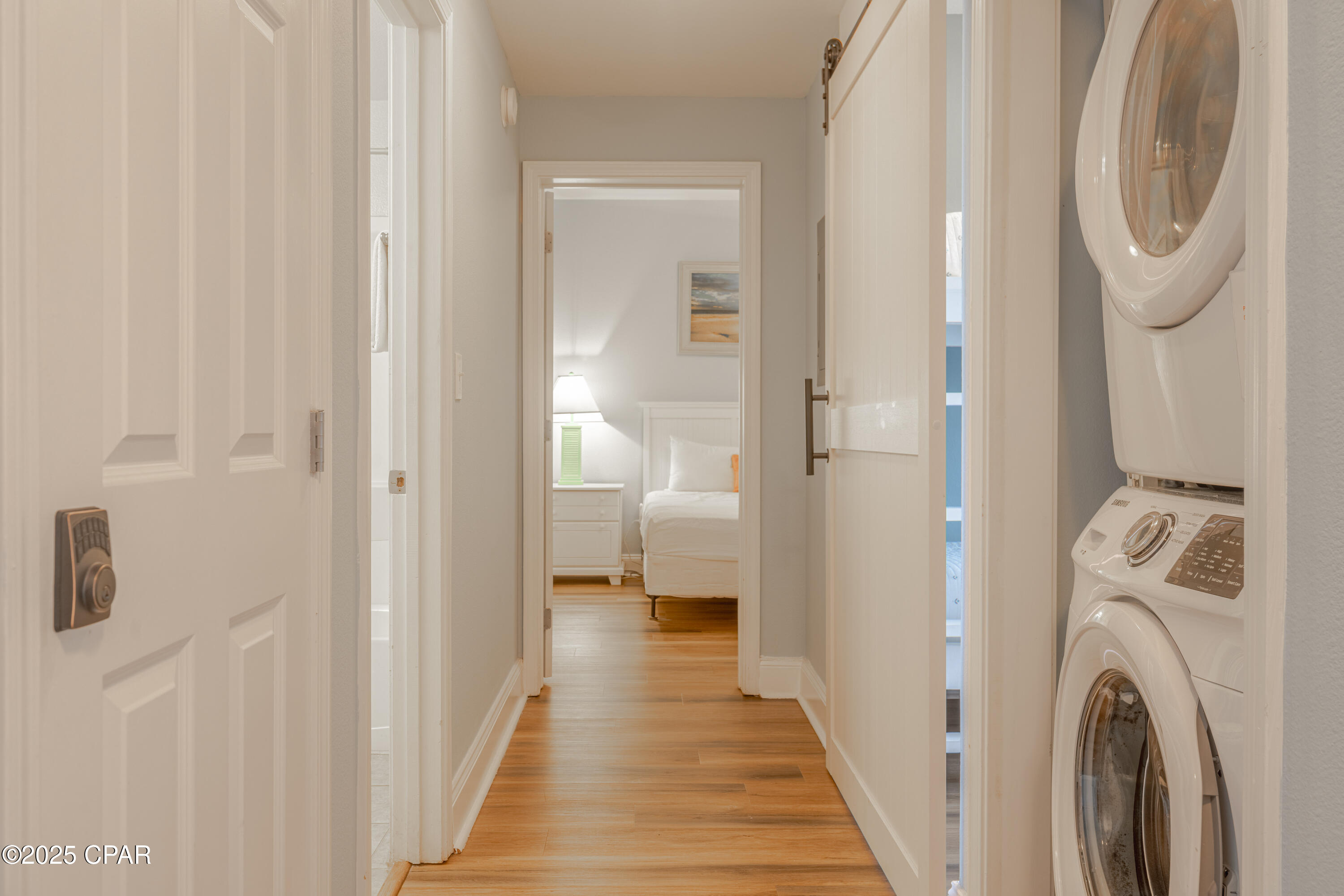 Image 26 For 9902 Thomas Drive 1831