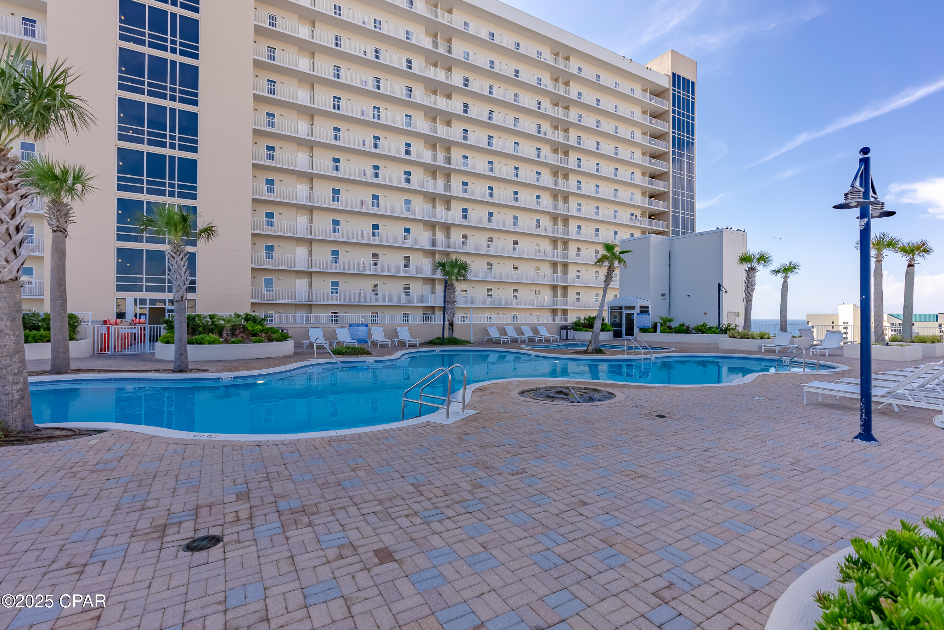 Image 41 For 9902 Thomas Drive 1831