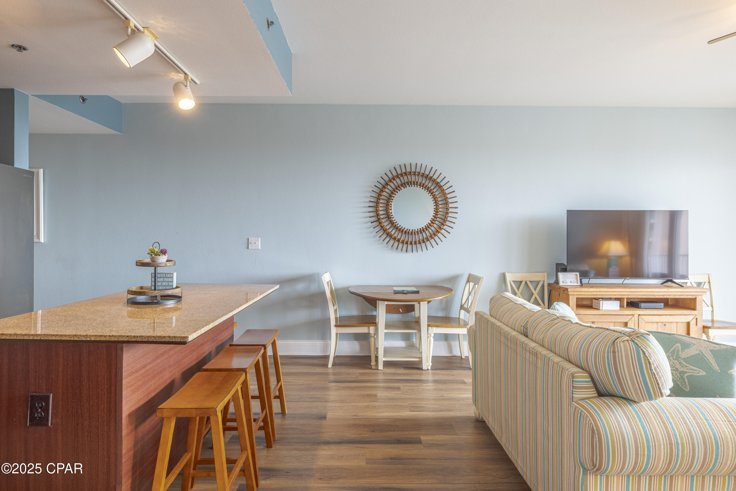 9dnwur2tjtknarnyd3nuh7t9_4bhsp9kptb_o72bfcq