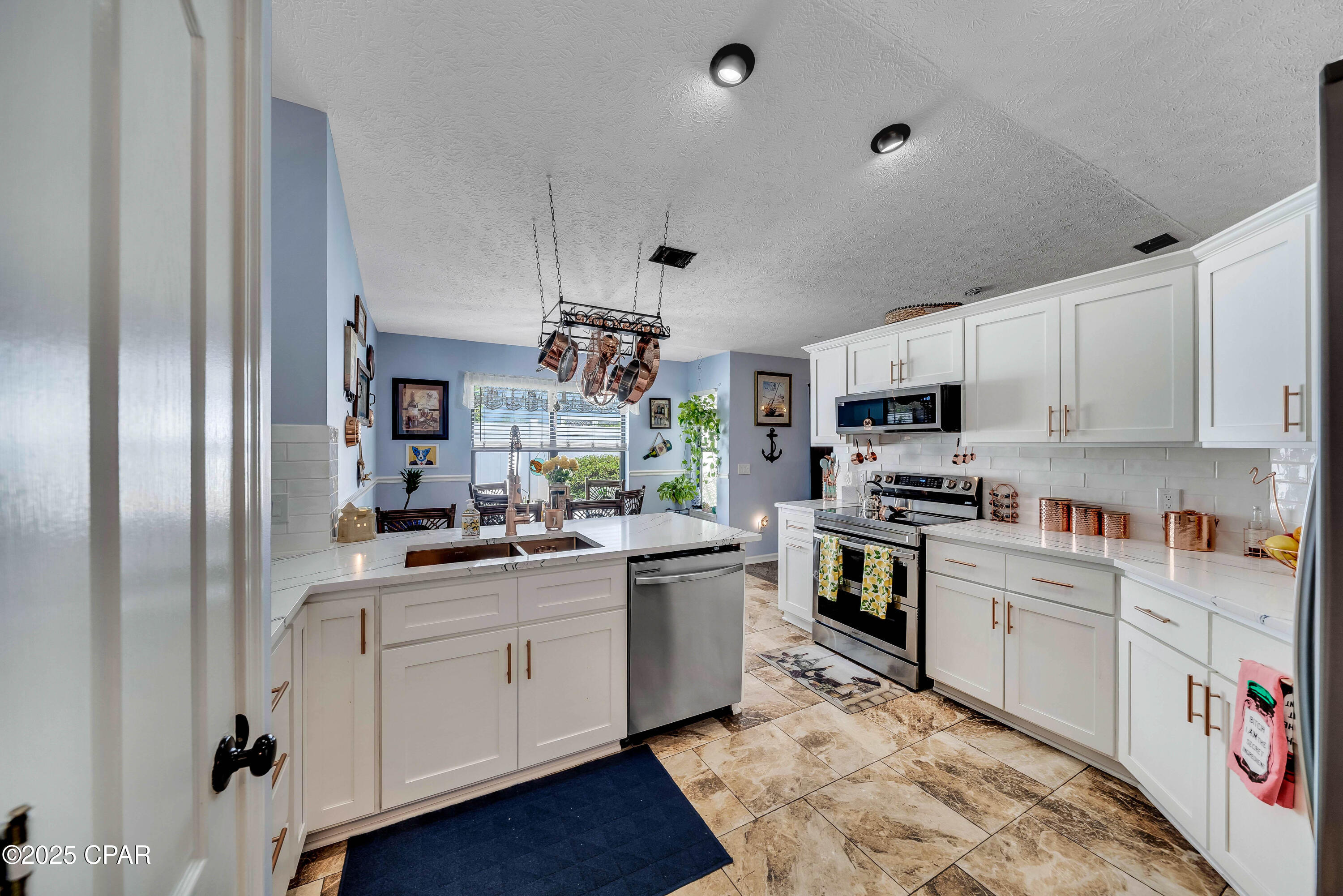 L Biwusm3vi8_v0fgzhrjvlmugyqrns4wf8rheyppfo