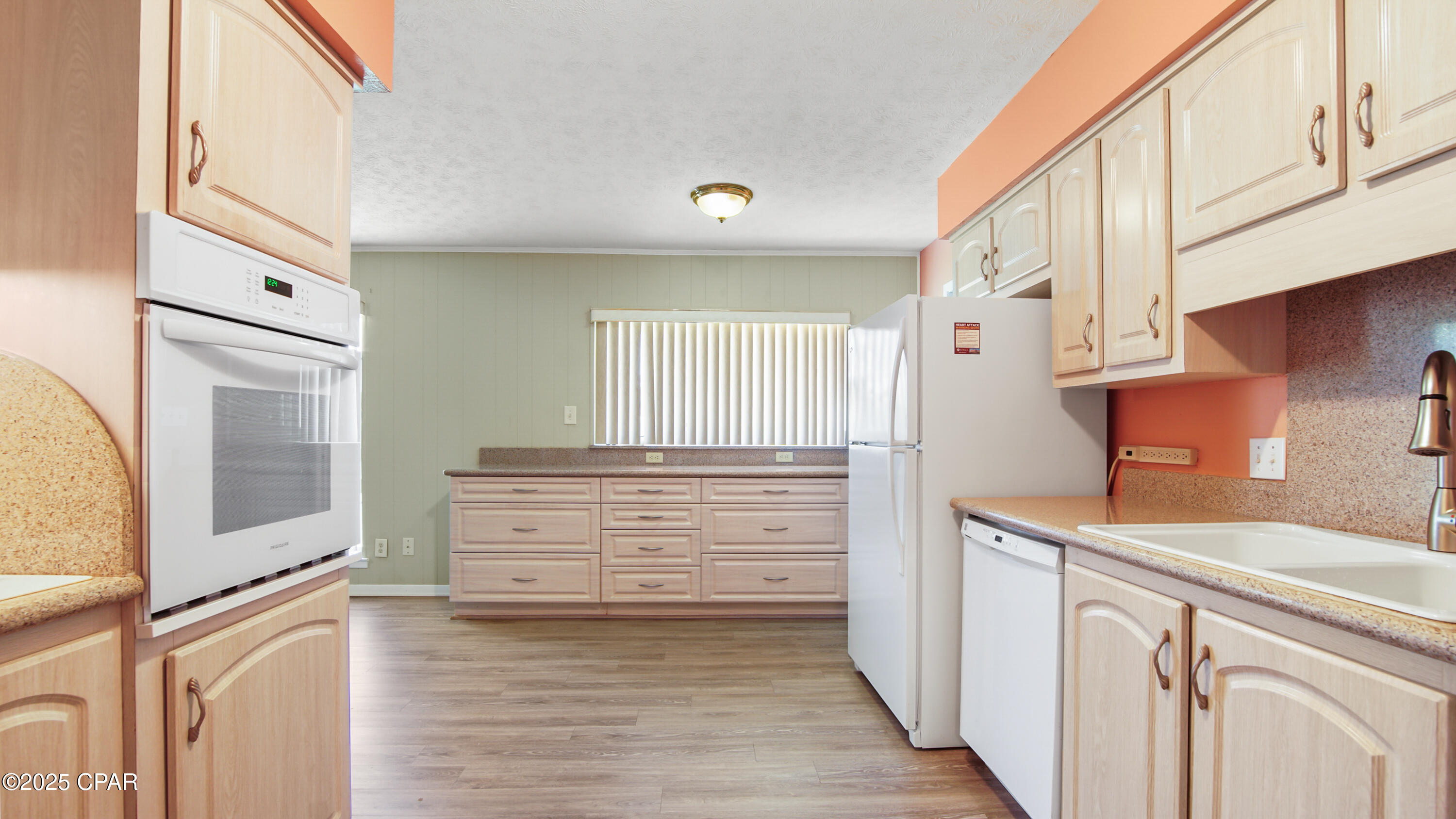 7t9ivtzo1akbtbubvfovmfzied4tuxjkn_t6yz7jgq8