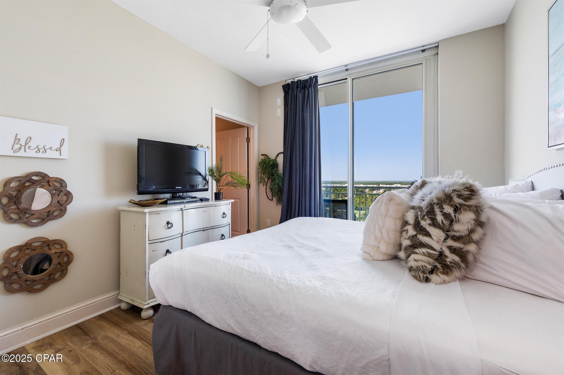 Image 29 For 15625 Front Beach Road 1201