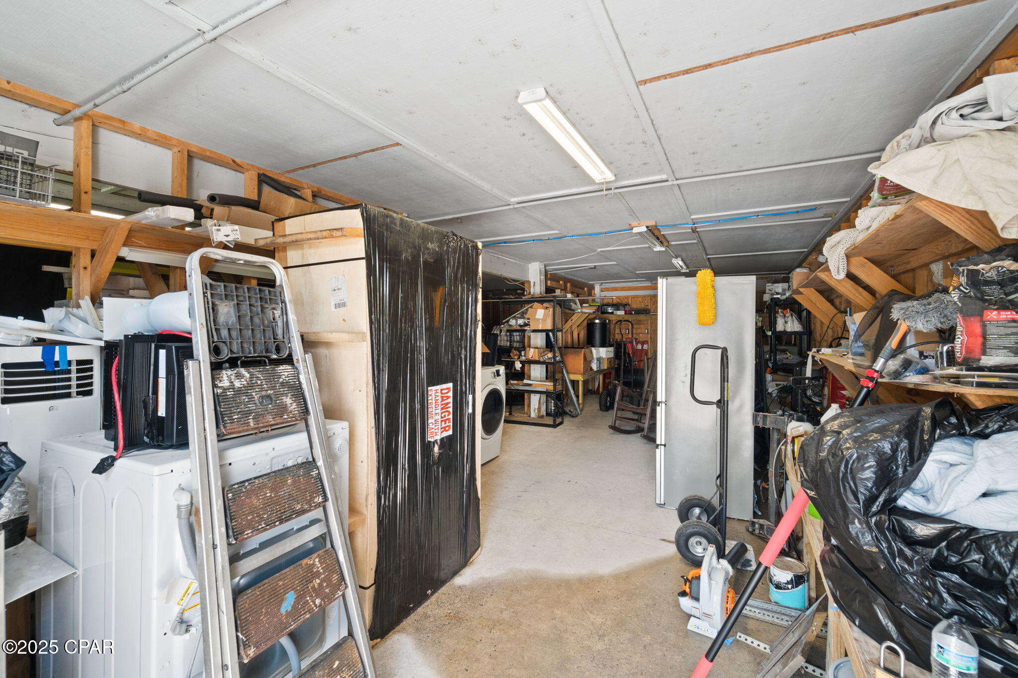 Fu0daknhhcpfhg3url0ge_dfbzoyhvqvalrwyzrpalw