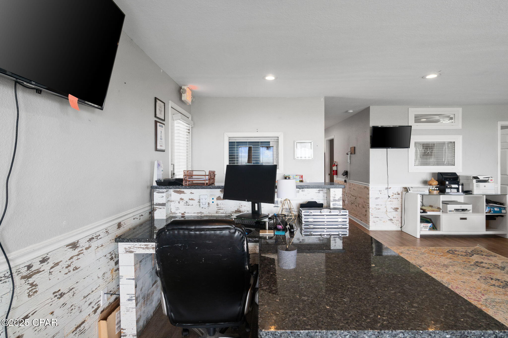 Mvamhd5yclrrn1pw_8g6sajmjoutz Tzadikt Wf3wm