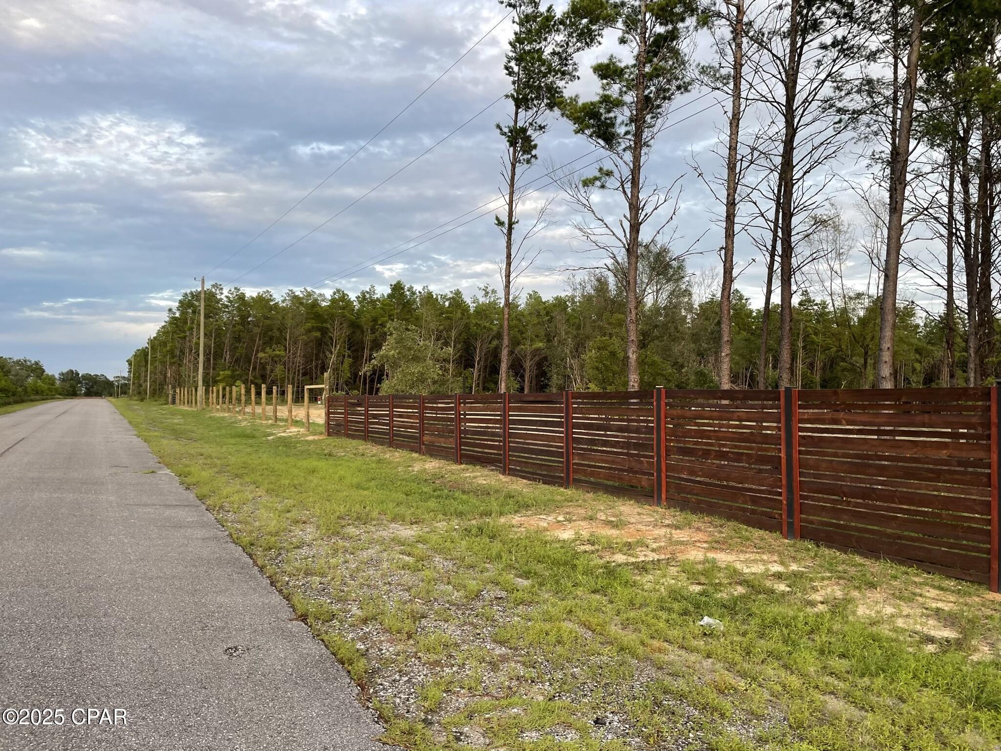 Hxqtjfz1gihd72e0 A9wpgn6b8ngizxqj7xz7hr700a