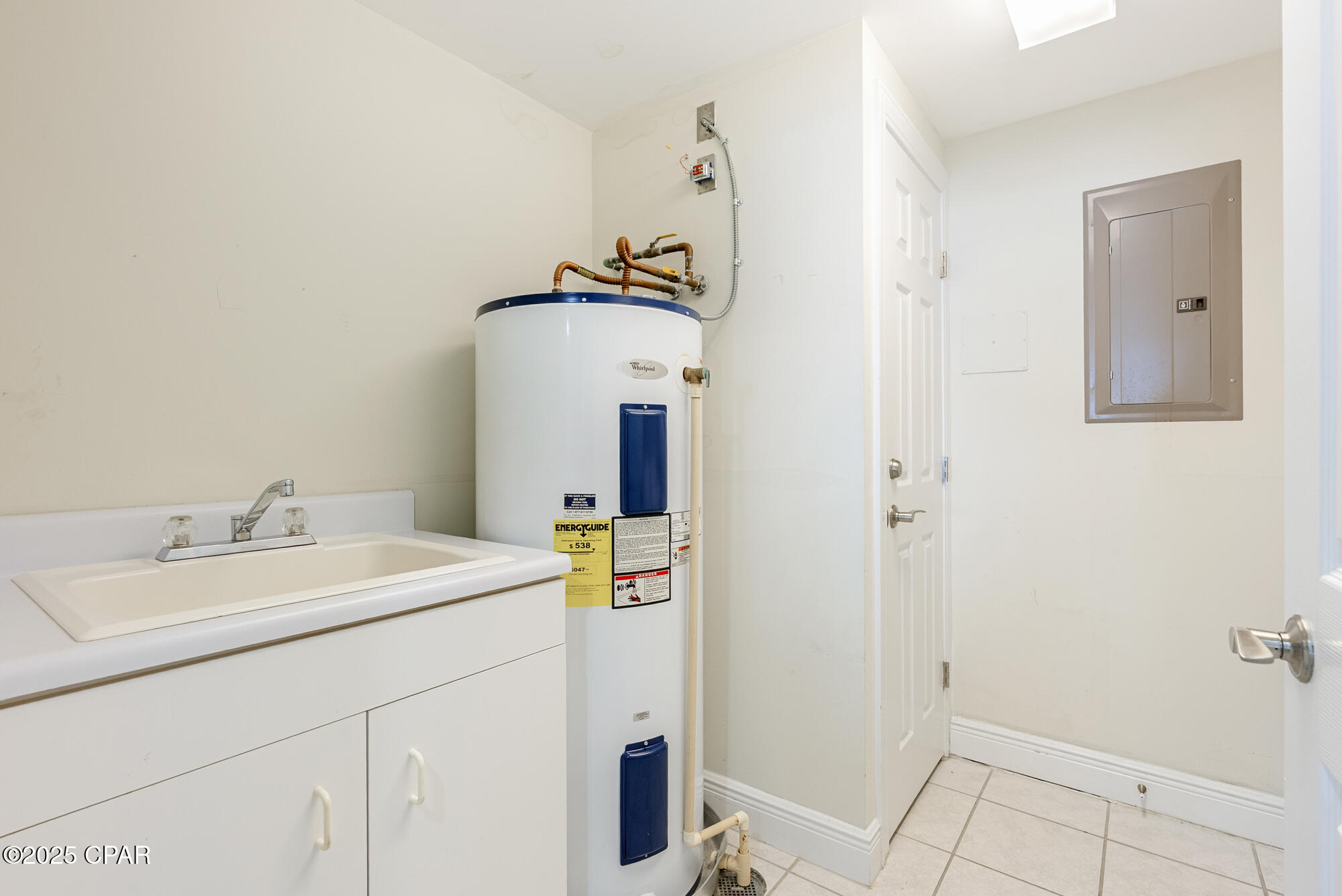 Uzkj1by2r5n0oyj0dfho1yd1vyp_fpsqg0vznjr1xxg