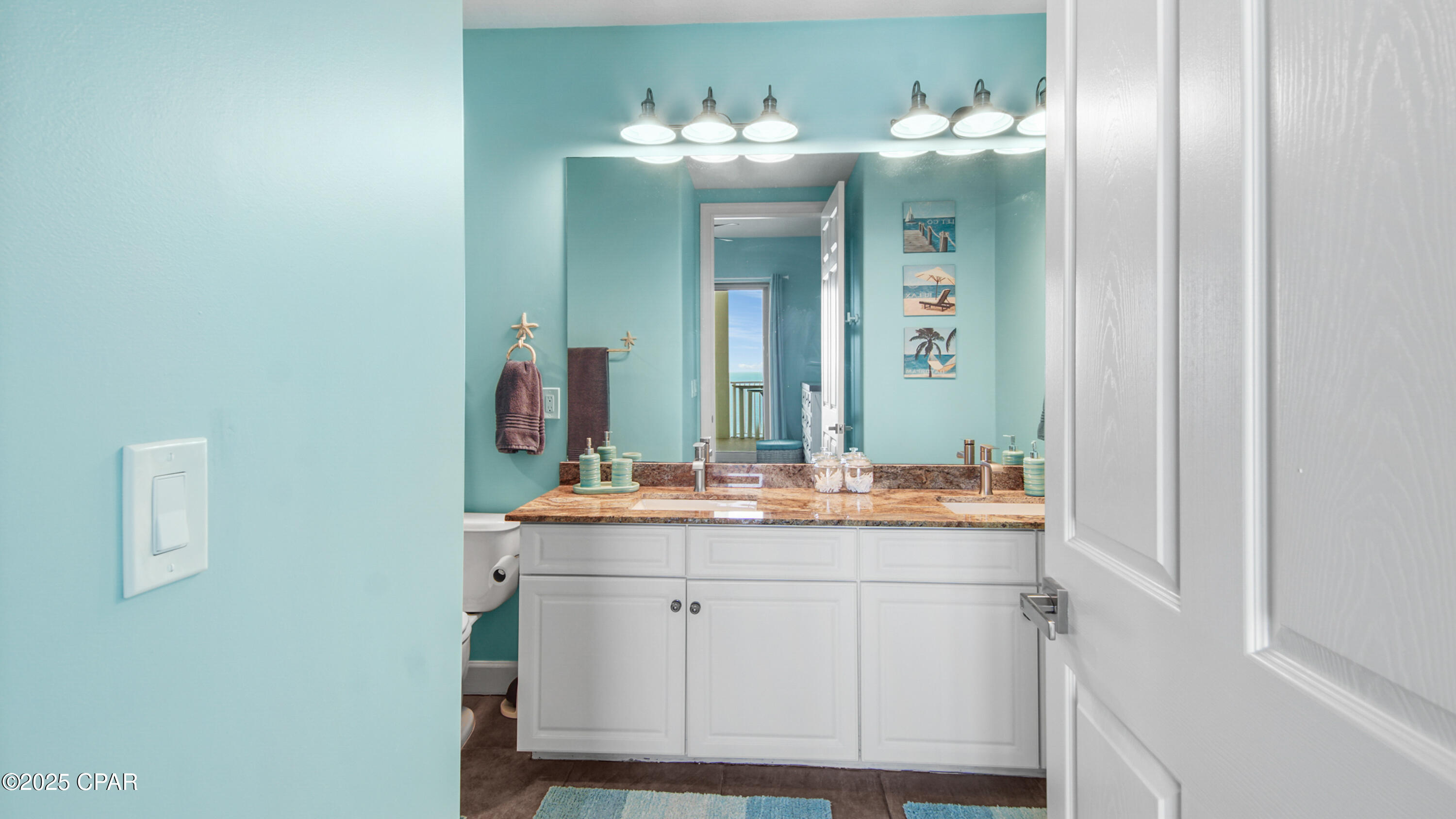 Acmrmoyjbnltjusxuaggeadeda_mr2yfubumlwy Akw