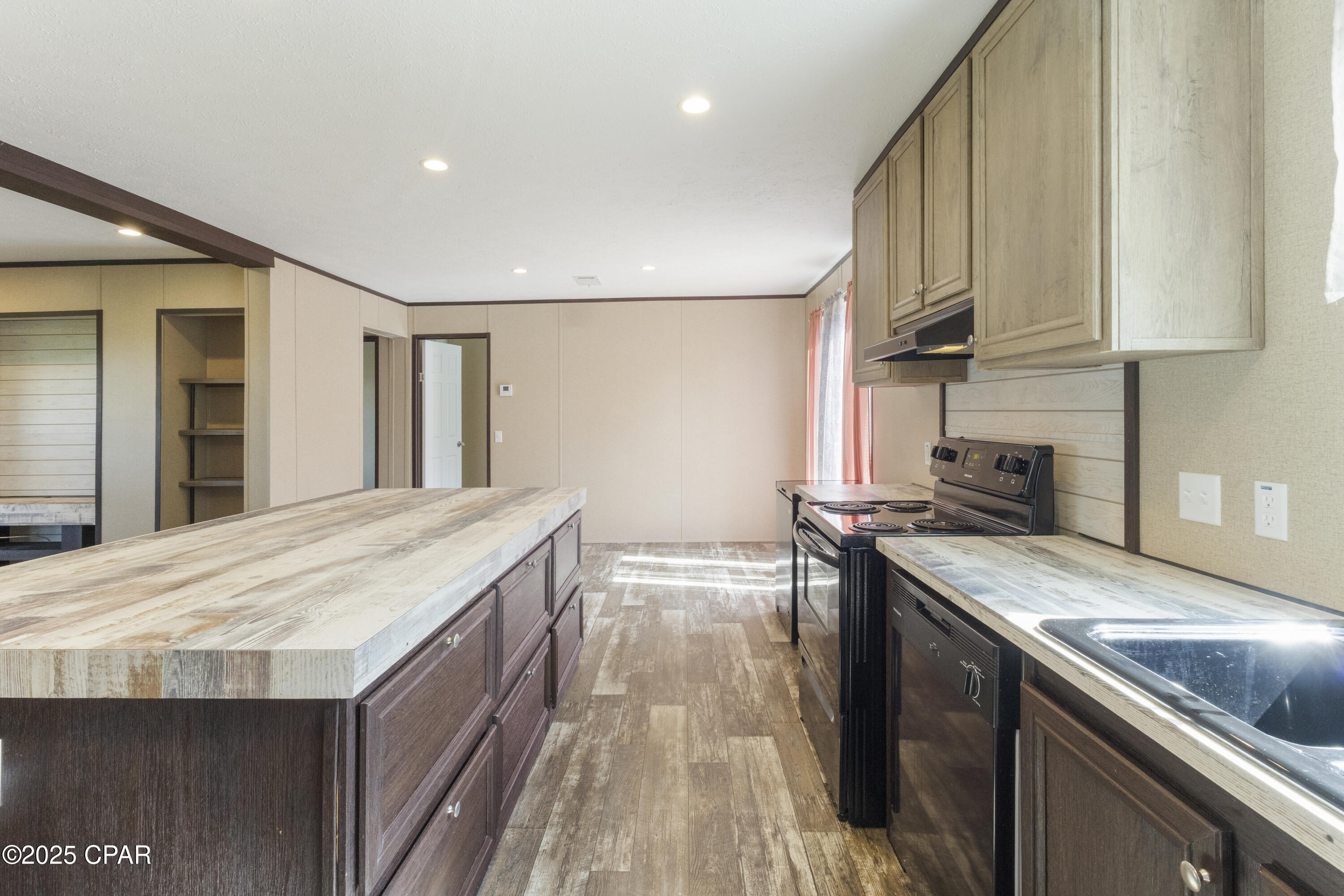 Khdn9hlpgbwxensm13swrri65tgmeyrc9wcdopwfpxo